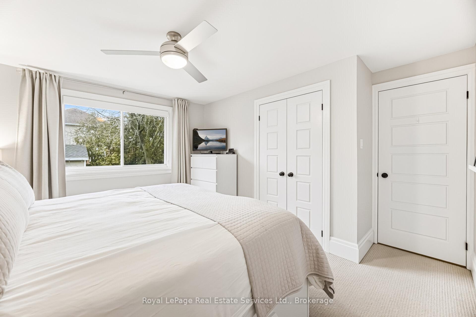 667 Lomond Crescent, Burlington, ON L7L 2N8, Burlington ON, L7L 2N8