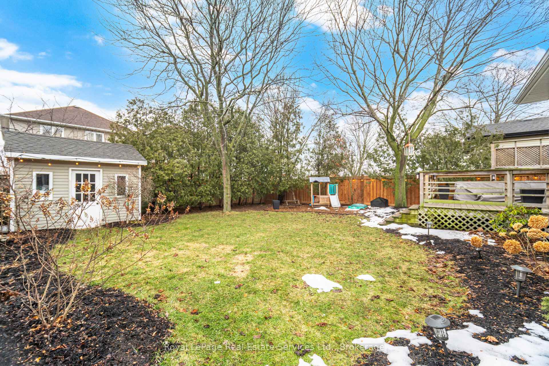 667 Lomond Crescent, Burlington, ON L7L 2N8, Burlington ON, L7L 2N8