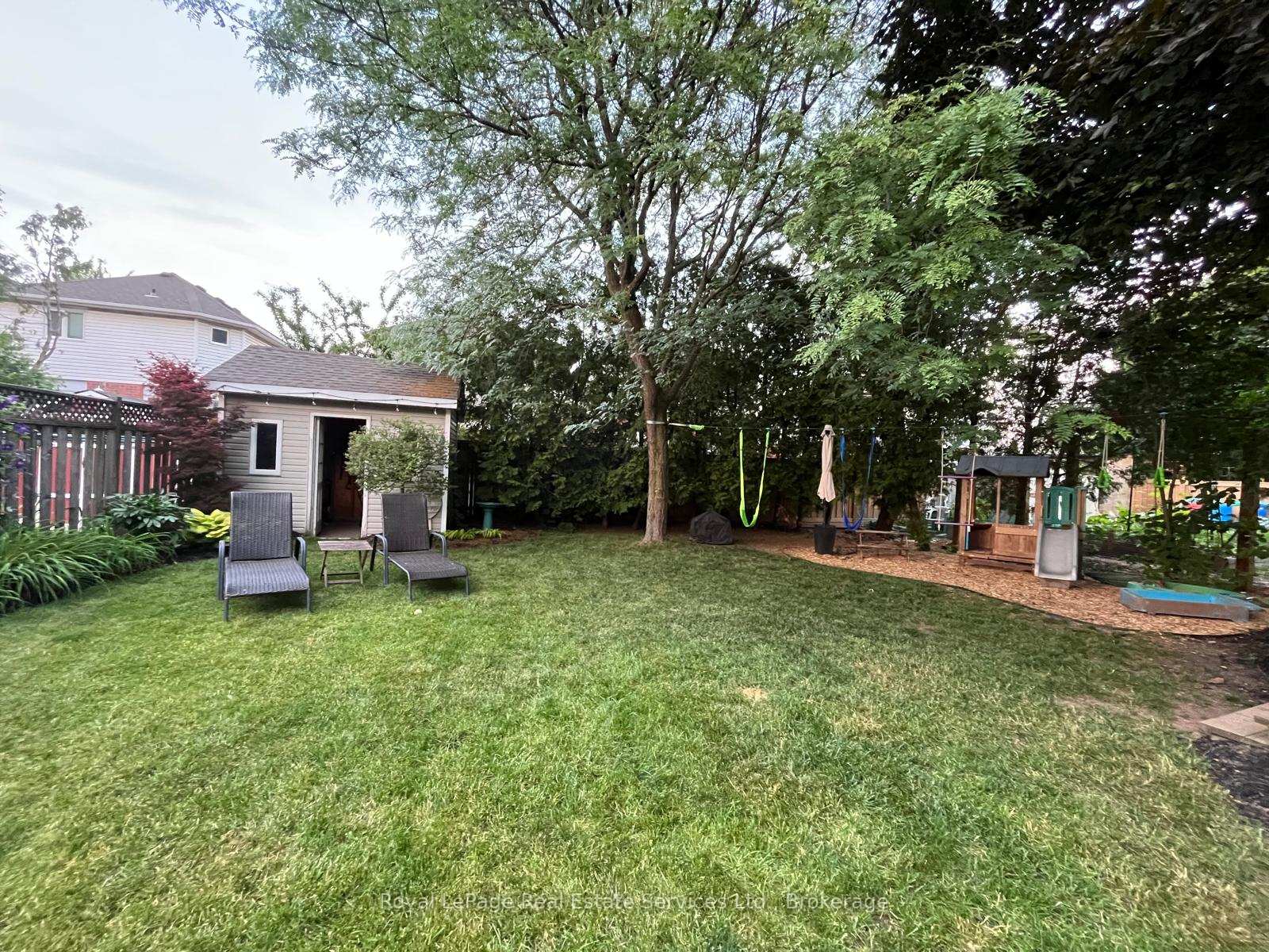 667 Lomond Crescent, Burlington, ON L7L 2N8, Burlington ON, L7L 2N8