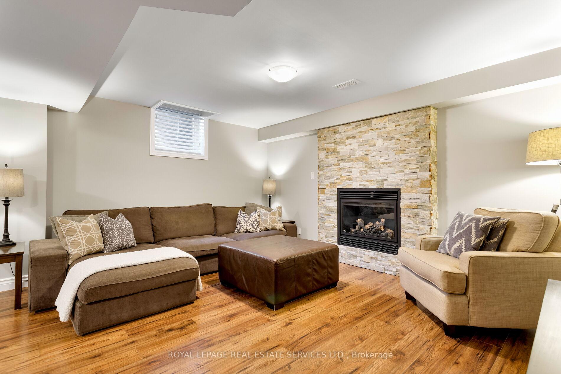 2213 Littondale Lane, Oakville, ON L6M 0A6, Oakville ON, L6M 0A6