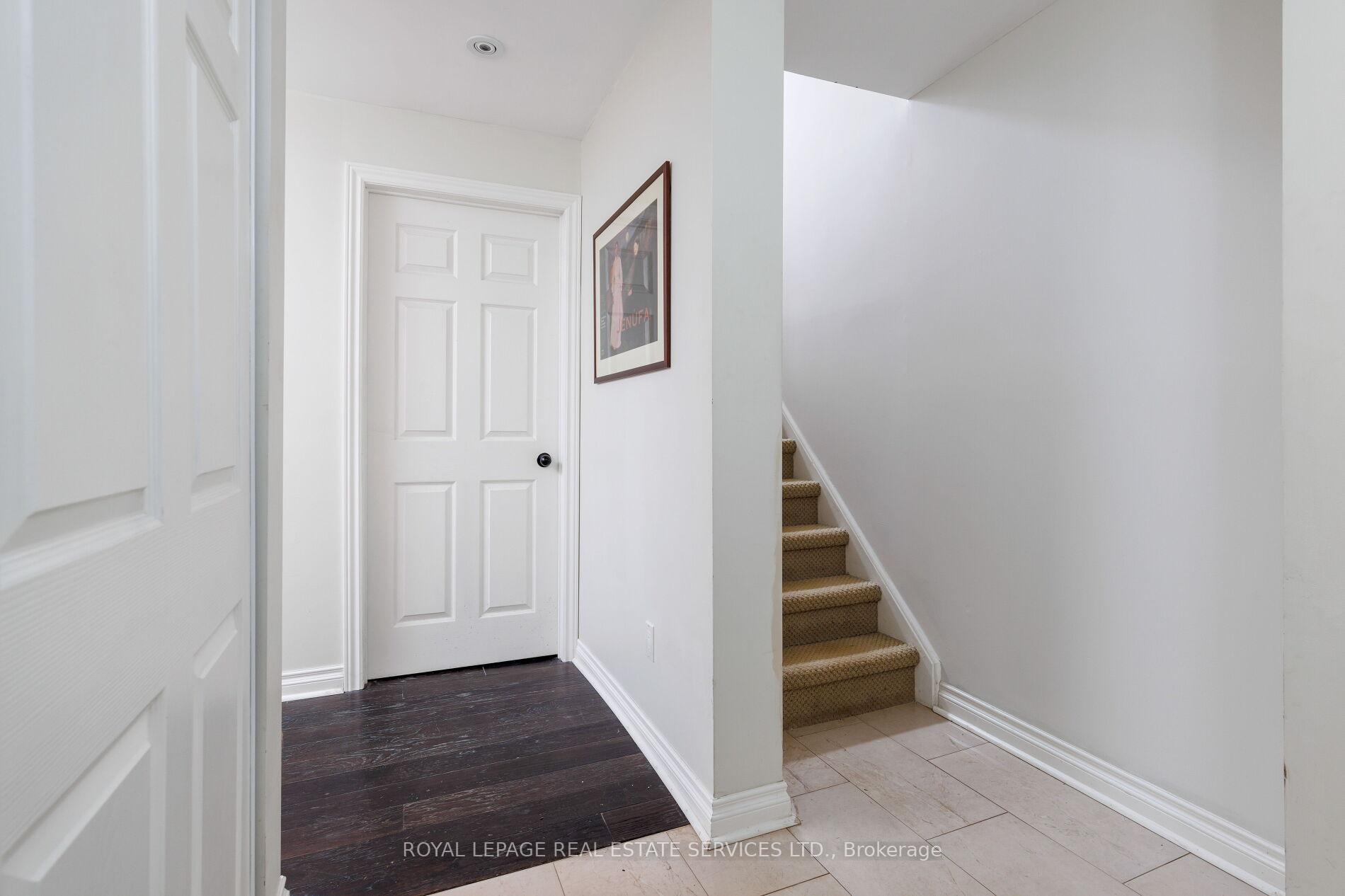 68 Tradewind Drive, Oakville, ON L6L 6K8