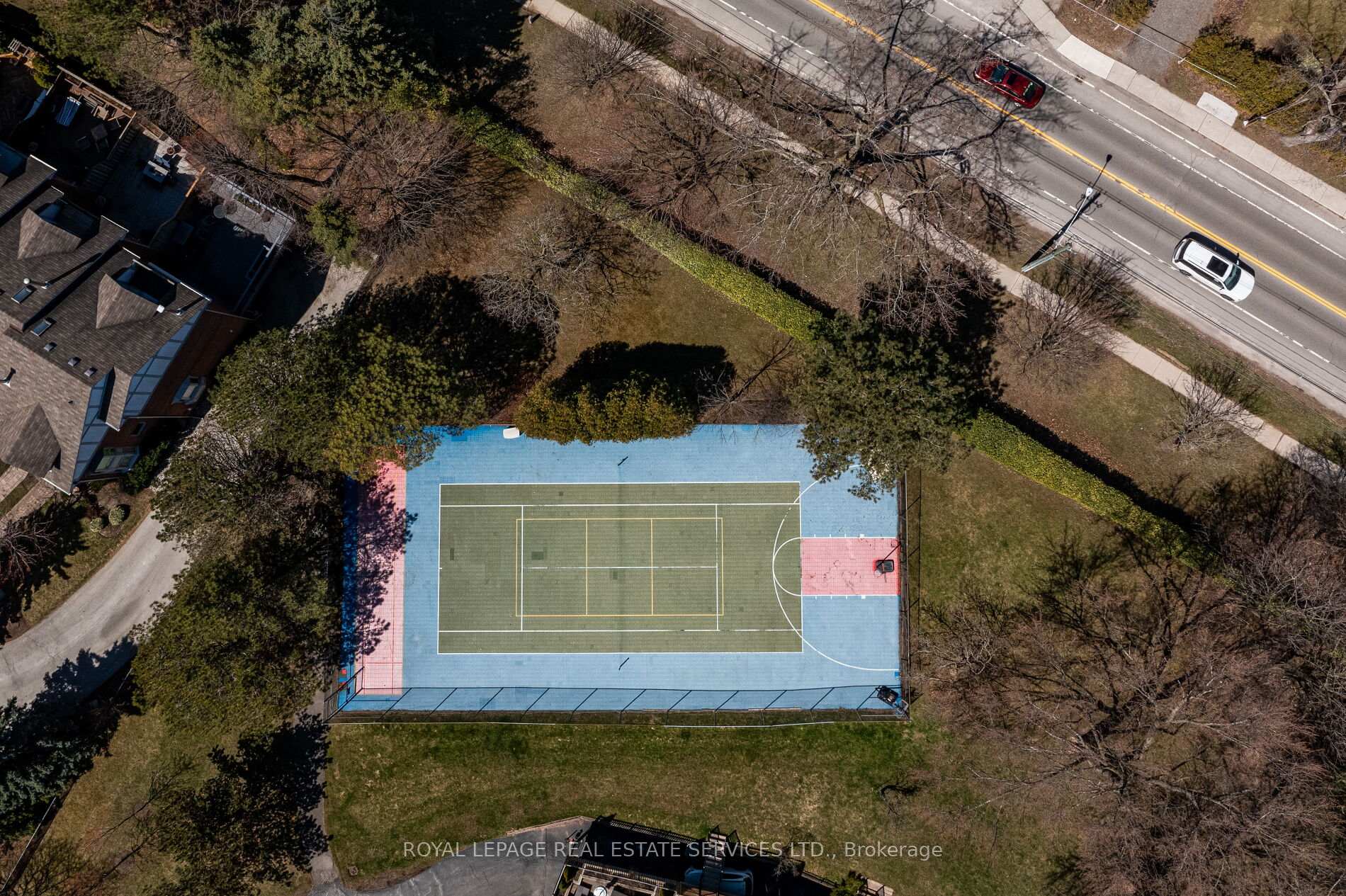 68 Tradewind Drive, Oakville, ON L6L 6K8