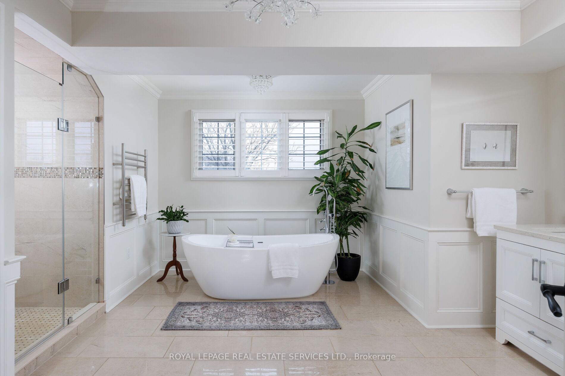 68 Tradewind Drive, Oakville, ON L6L 6K8