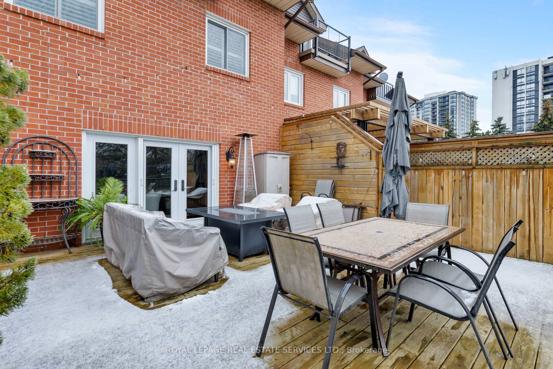 68 Tradewind Drive, Oakville, ON L6L 6K8