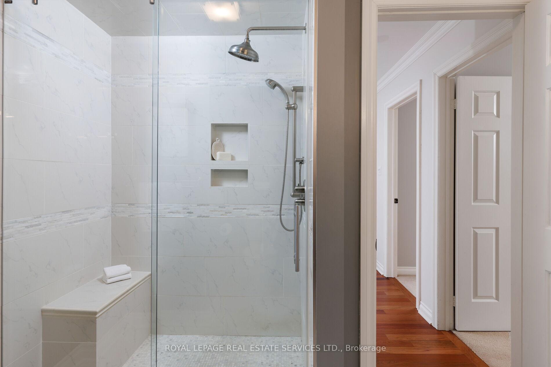 68 Tradewind Drive, Oakville, ON L6L 6K8