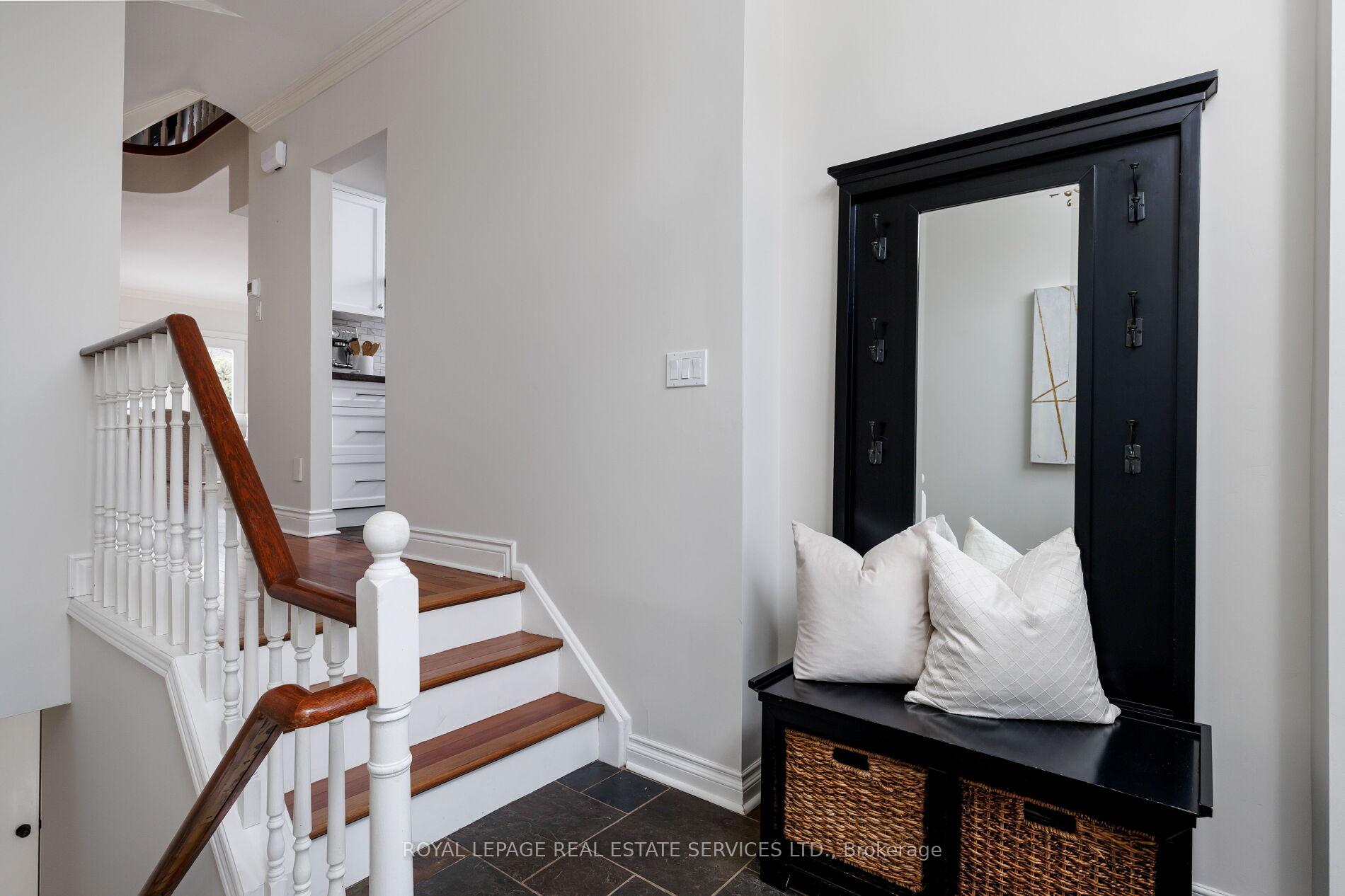 68 Tradewind Drive, Oakville, ON L6L 6K8