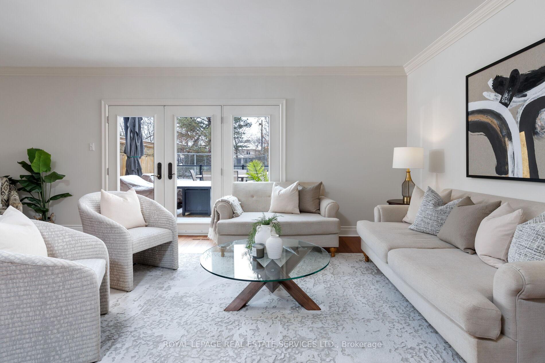 68 Tradewind Drive, Oakville, ON L6L 6K8