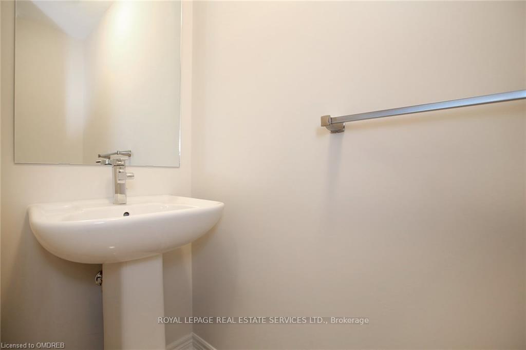 2307 Natasha Circle, Oakville, ON L6M 1P2