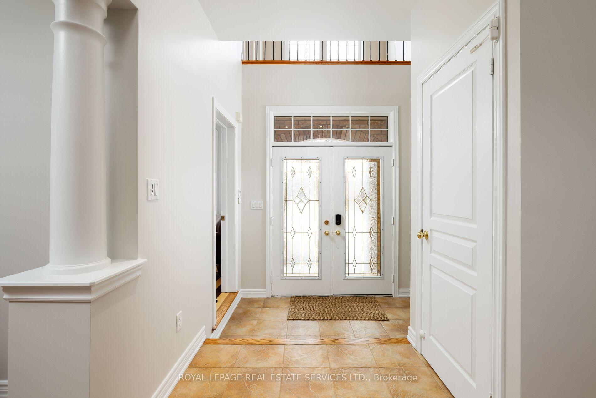 2313 Coronation Drive, Oakville, ON L6H 7N1