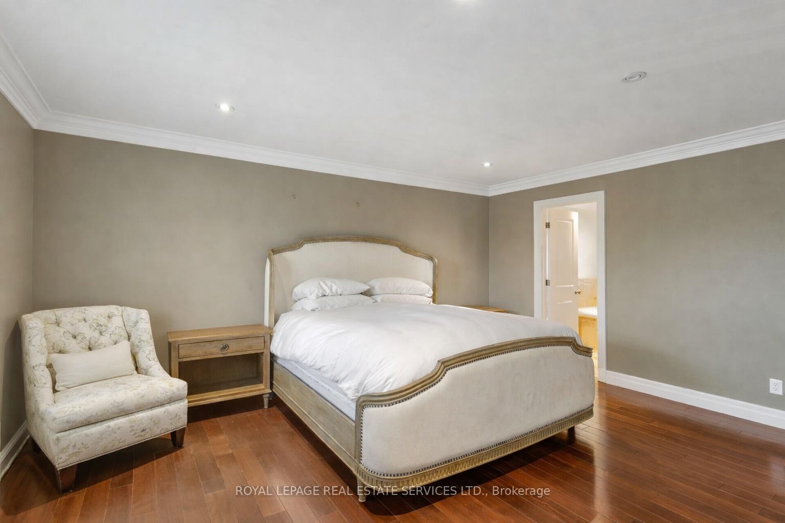 1387 Willowdown Road