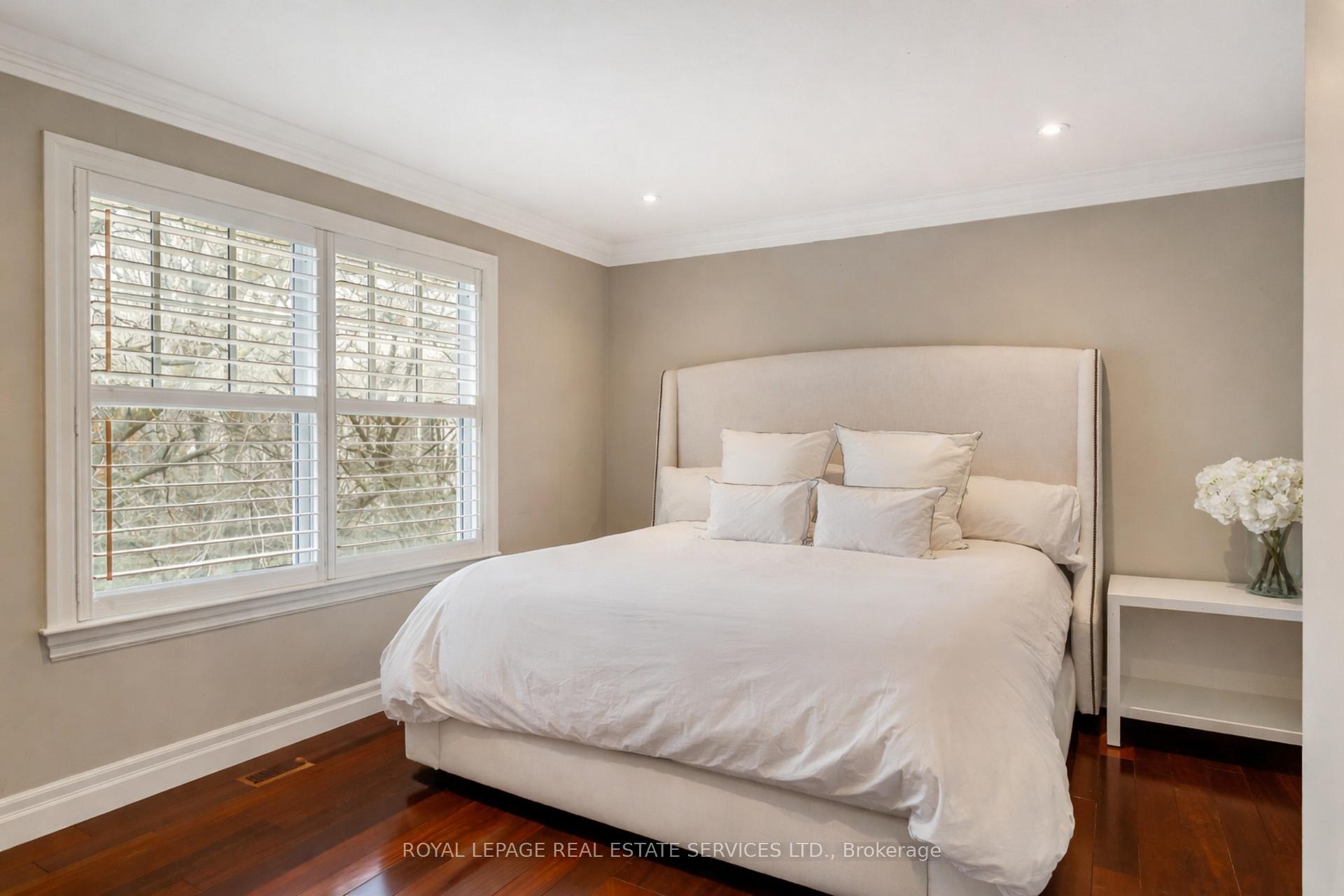 1387 Willowdown Road