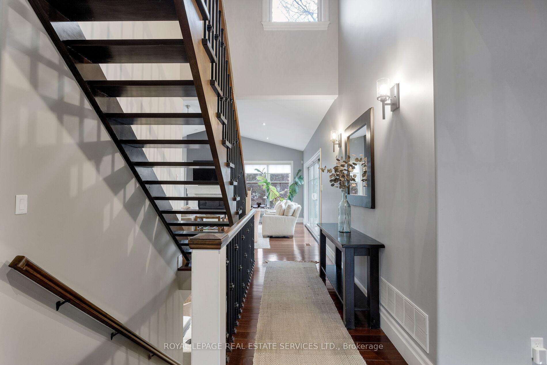 1387 Willowdown Road