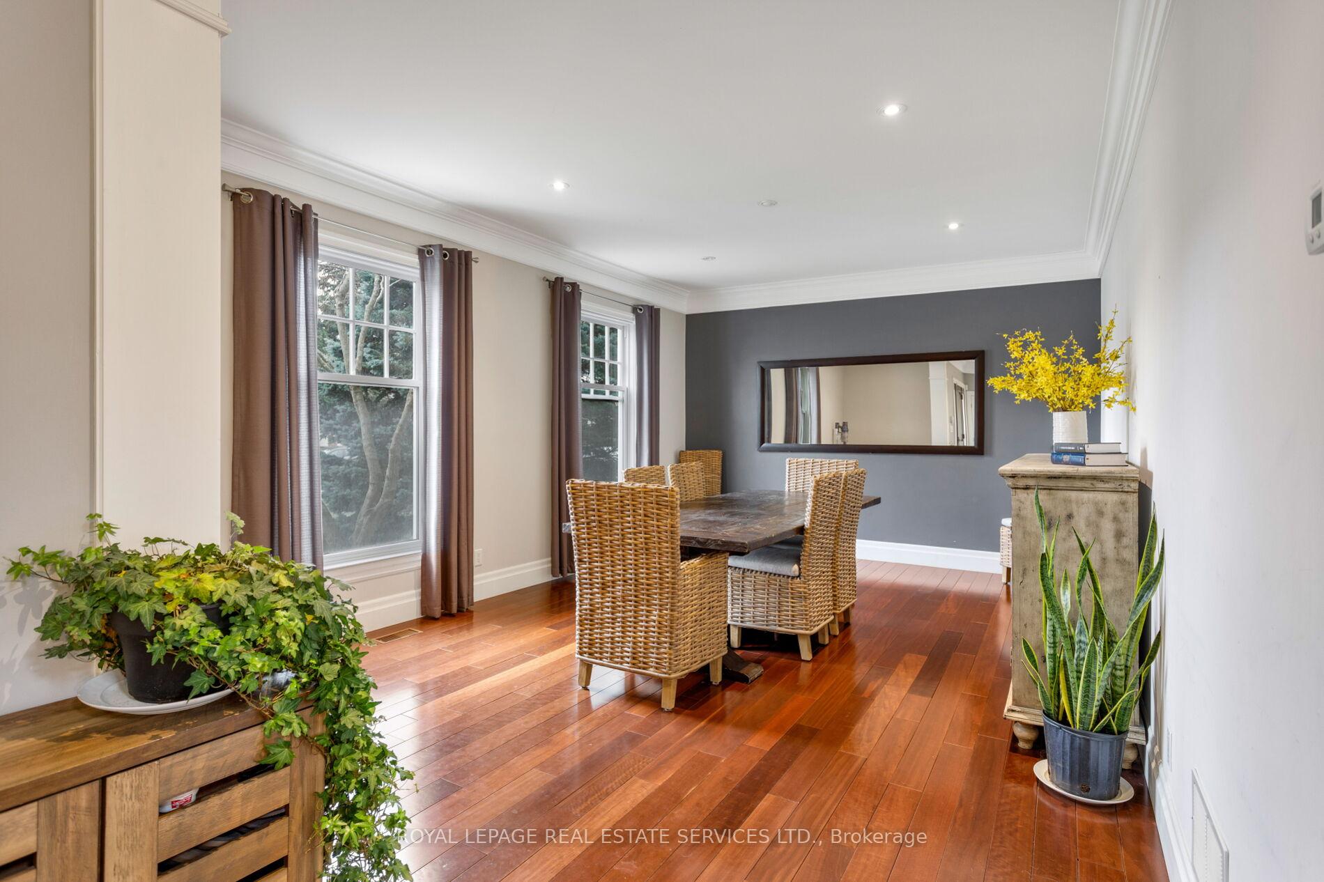 1387 Willowdown Road