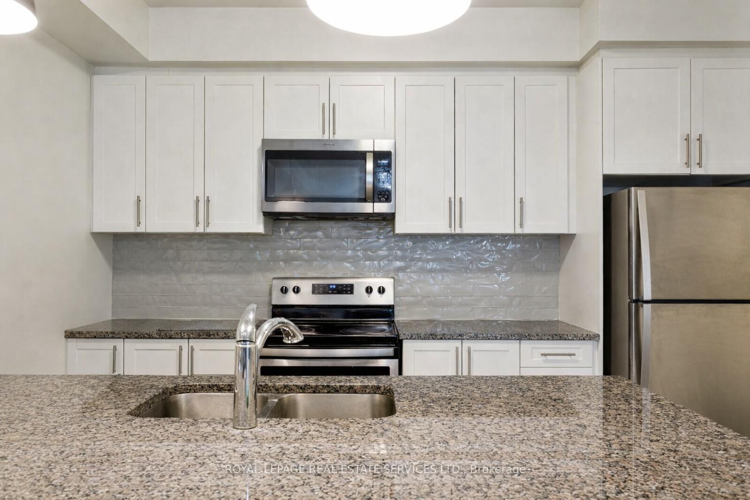 150 Oak Park Boulevard 420