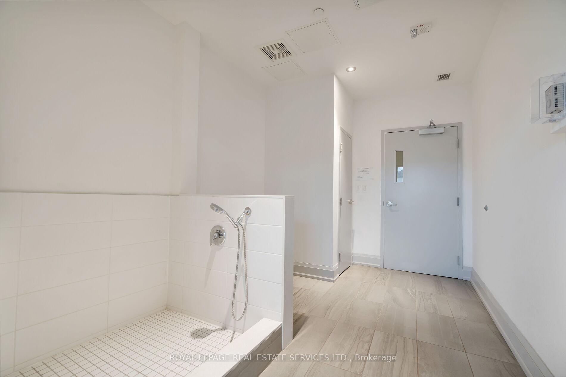 150 Oak Park Boulevard 420