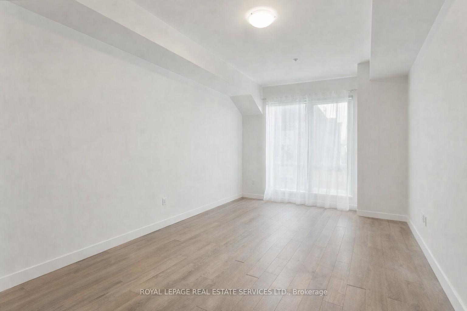 150 Oak Park Boulevard 420