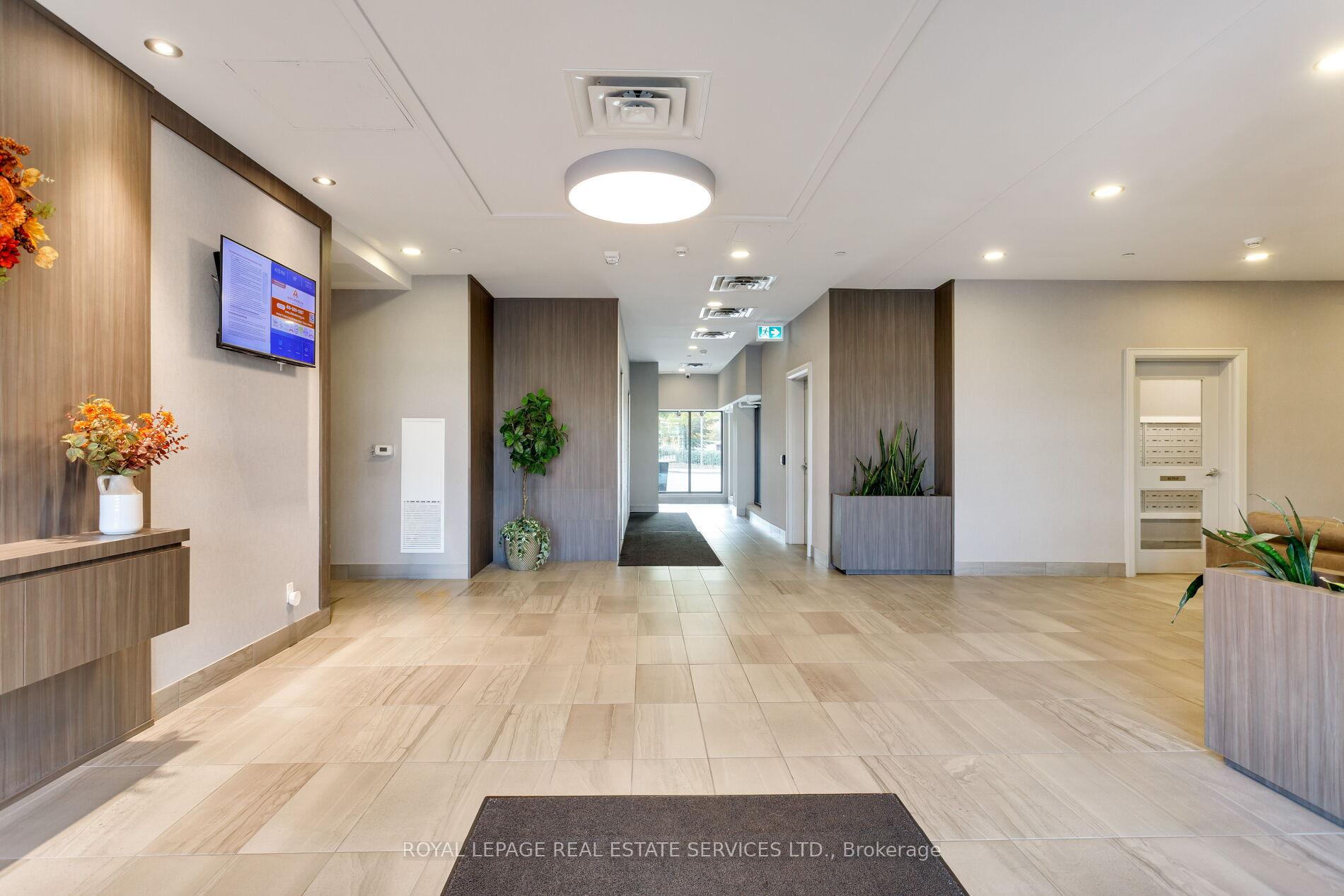 150 Oak Park Boulevard 420