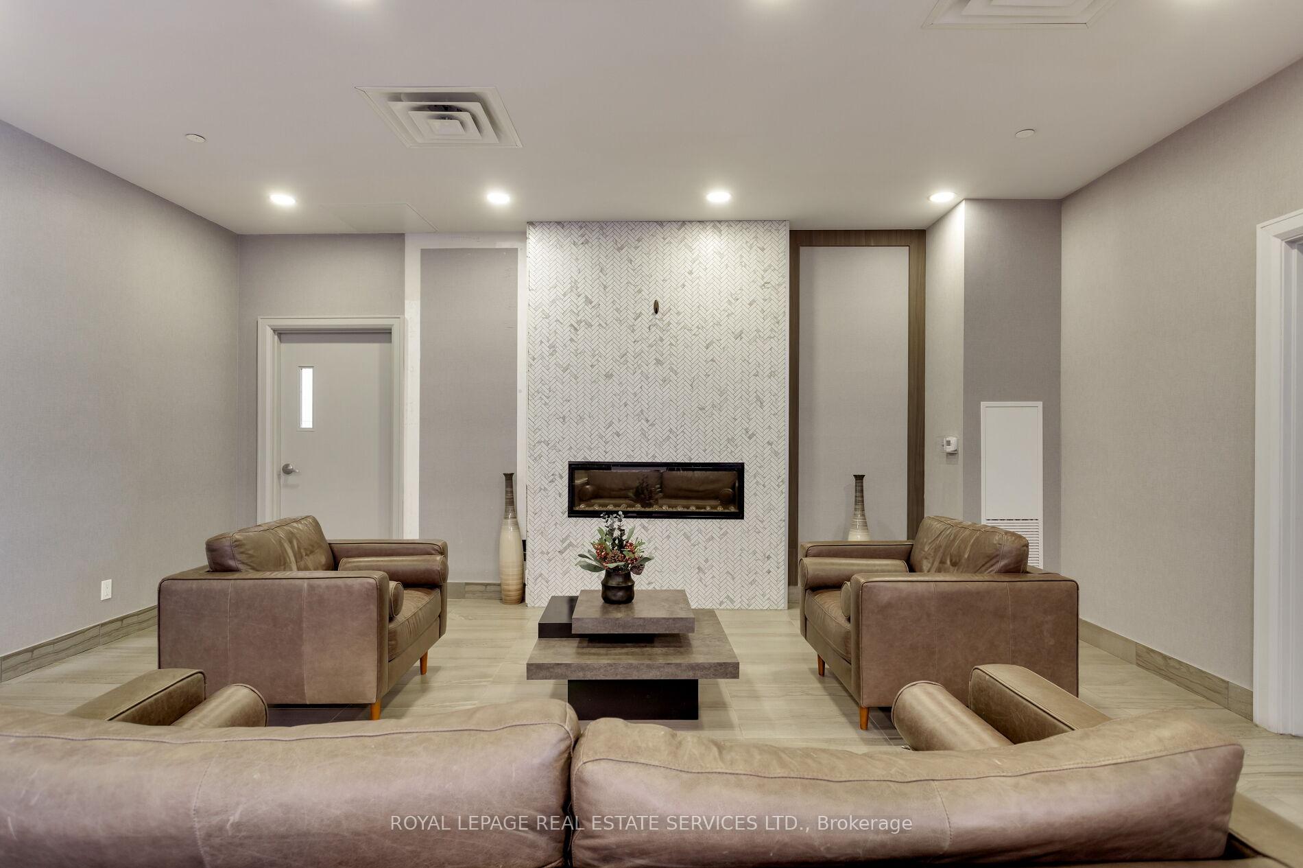 150 Oak Park Boulevard 420