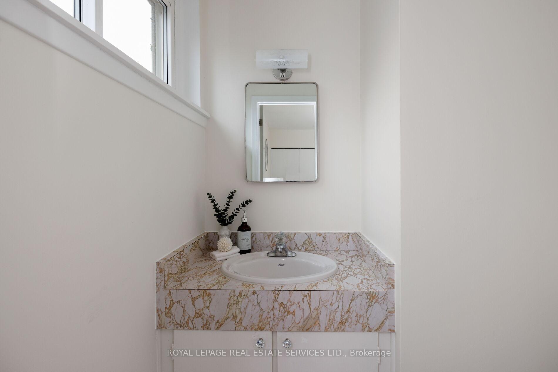 1106 Falgarwood Drive