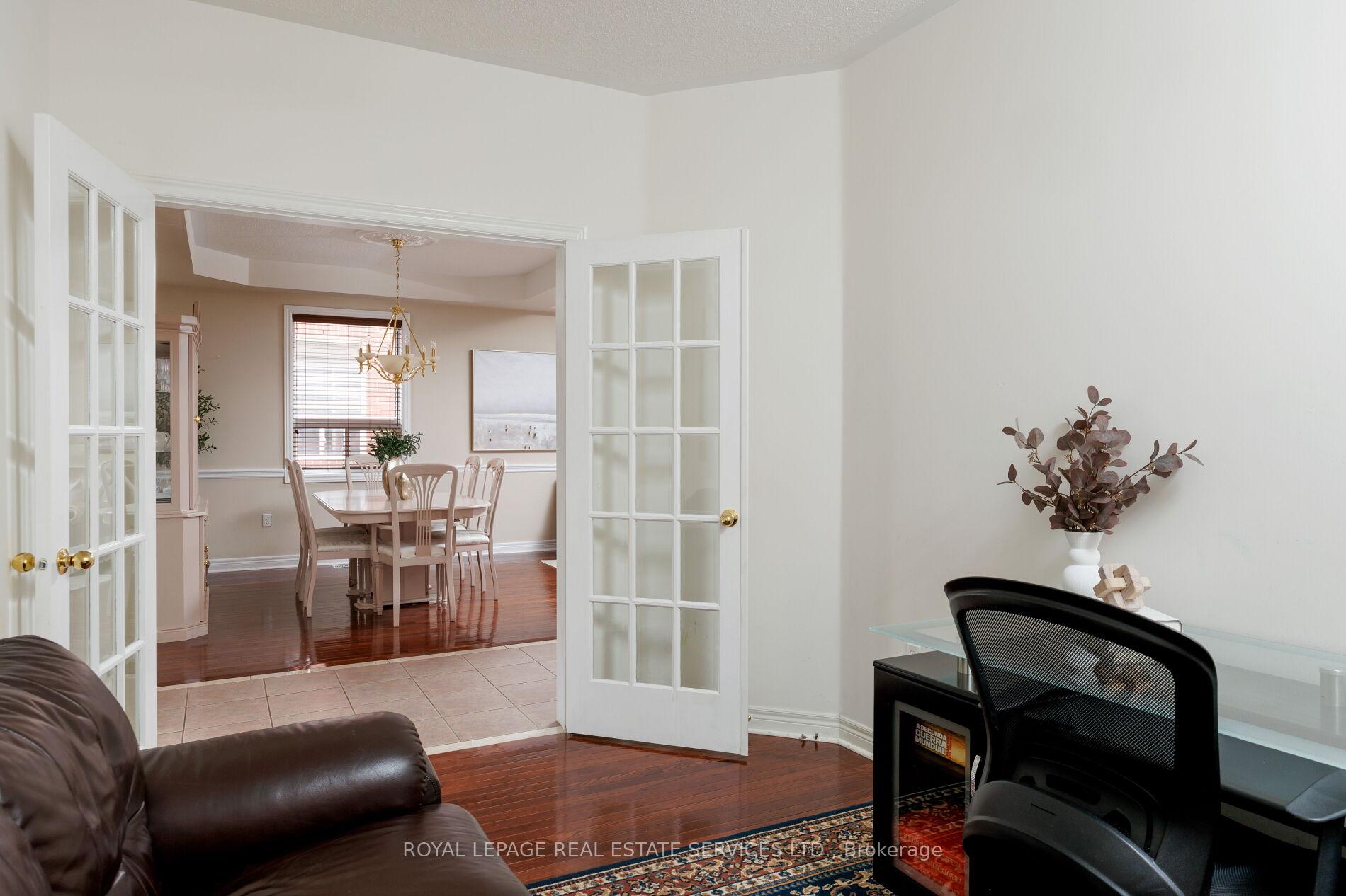 2252 Foxfield Road