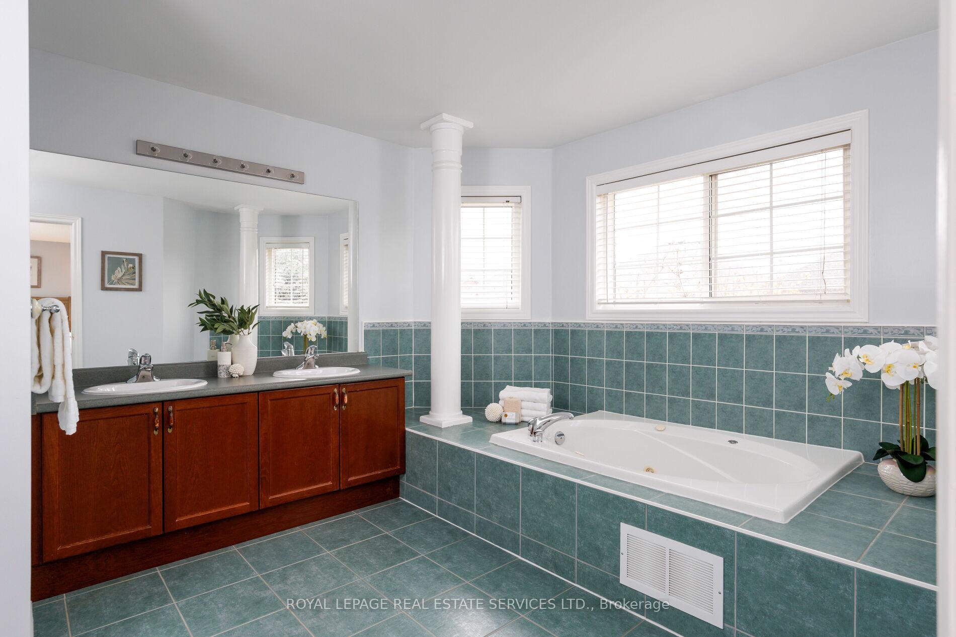 2252 Foxfield Road
