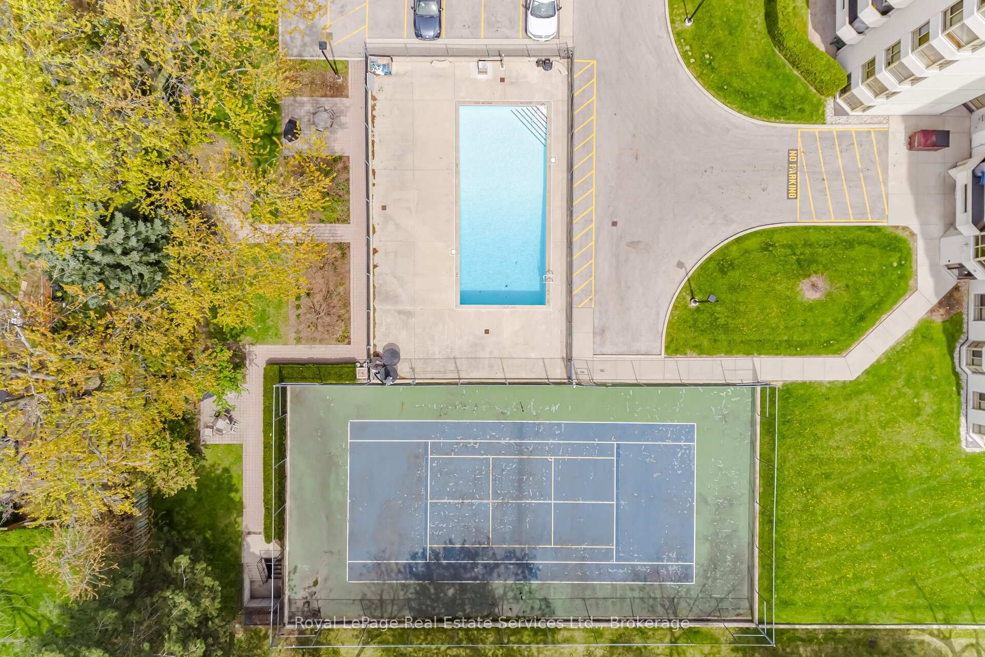 1201 North Shore Boulevard E 1001