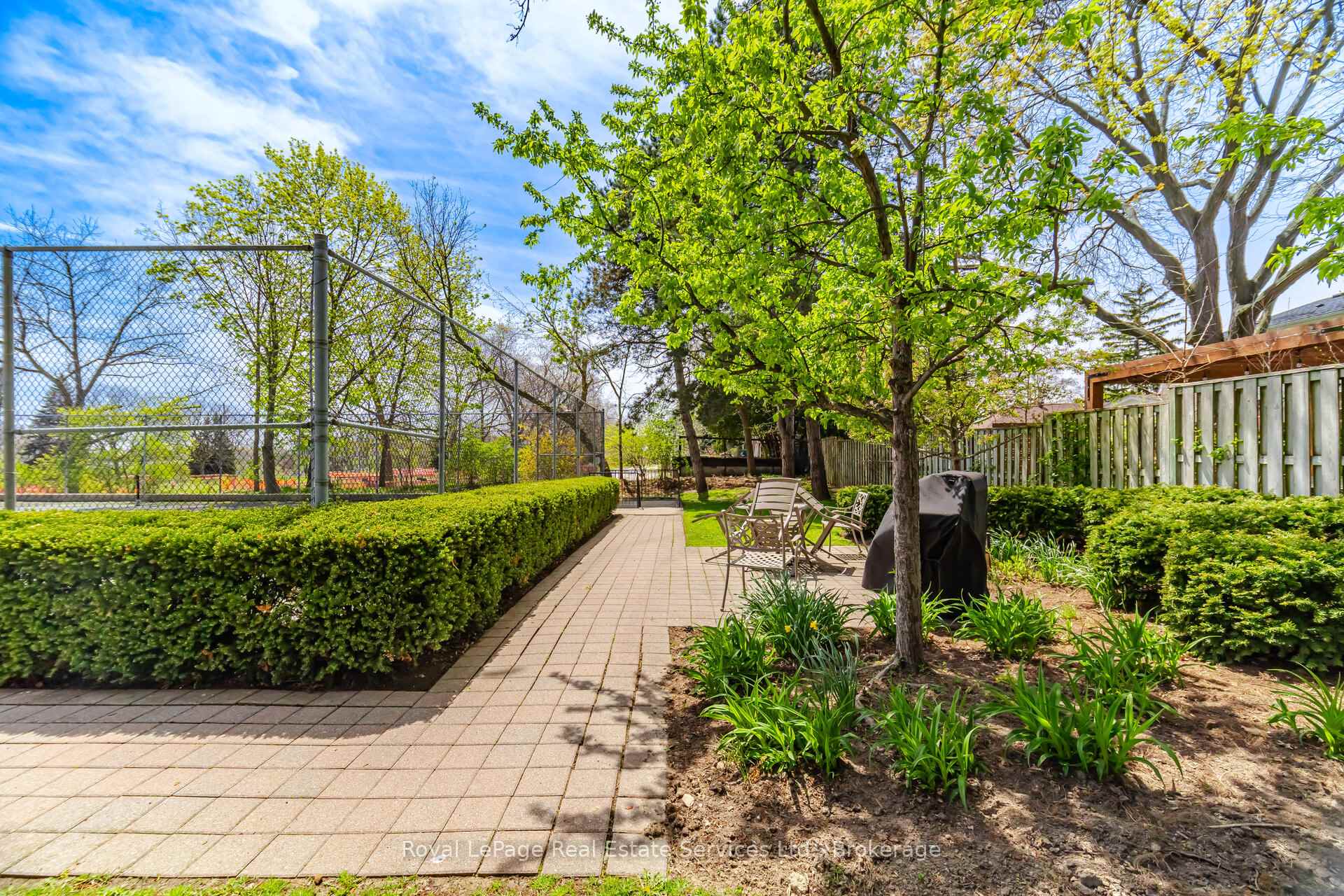 1201 North Shore Boulevard E 1001