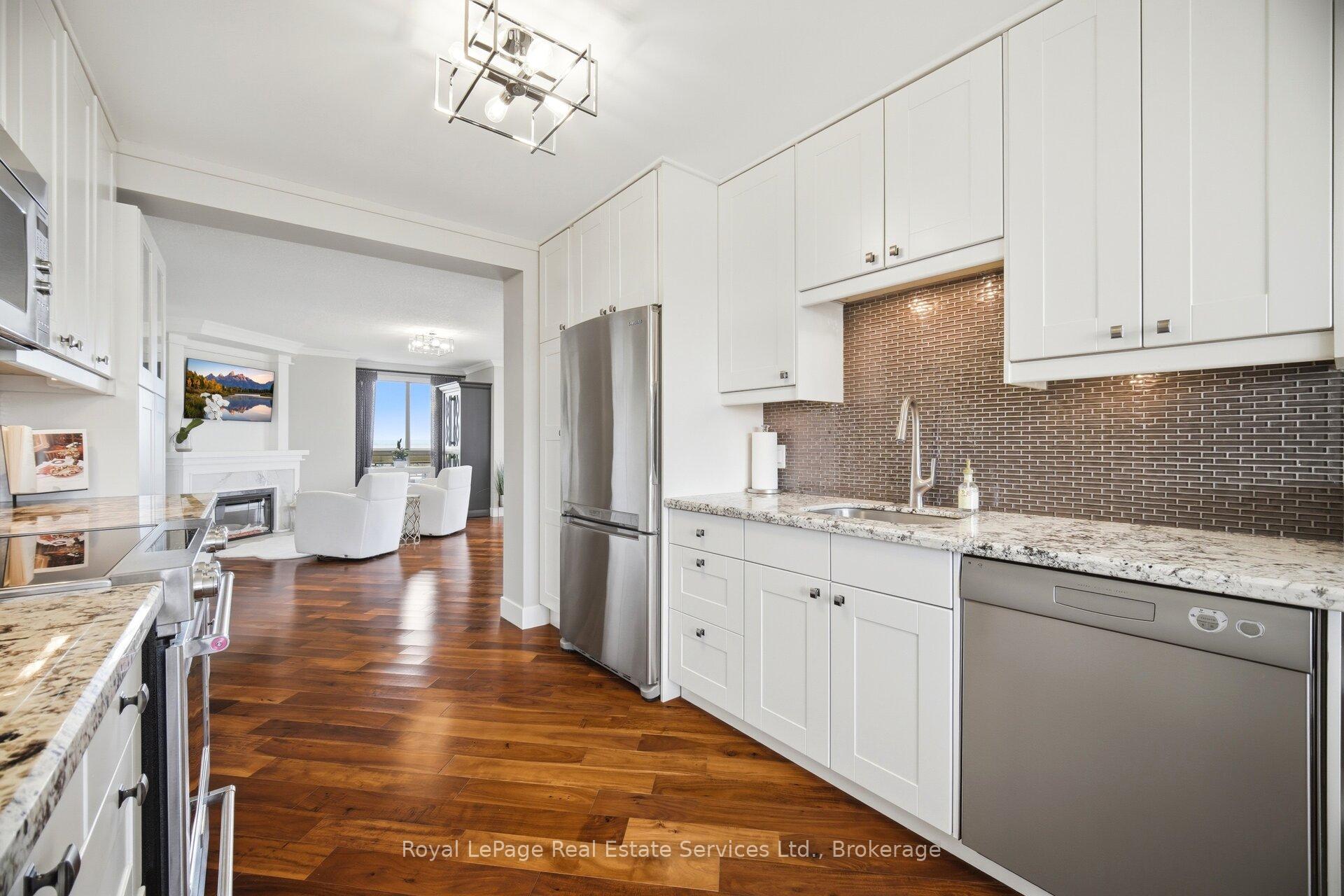 1201 North Shore Boulevard E 1001