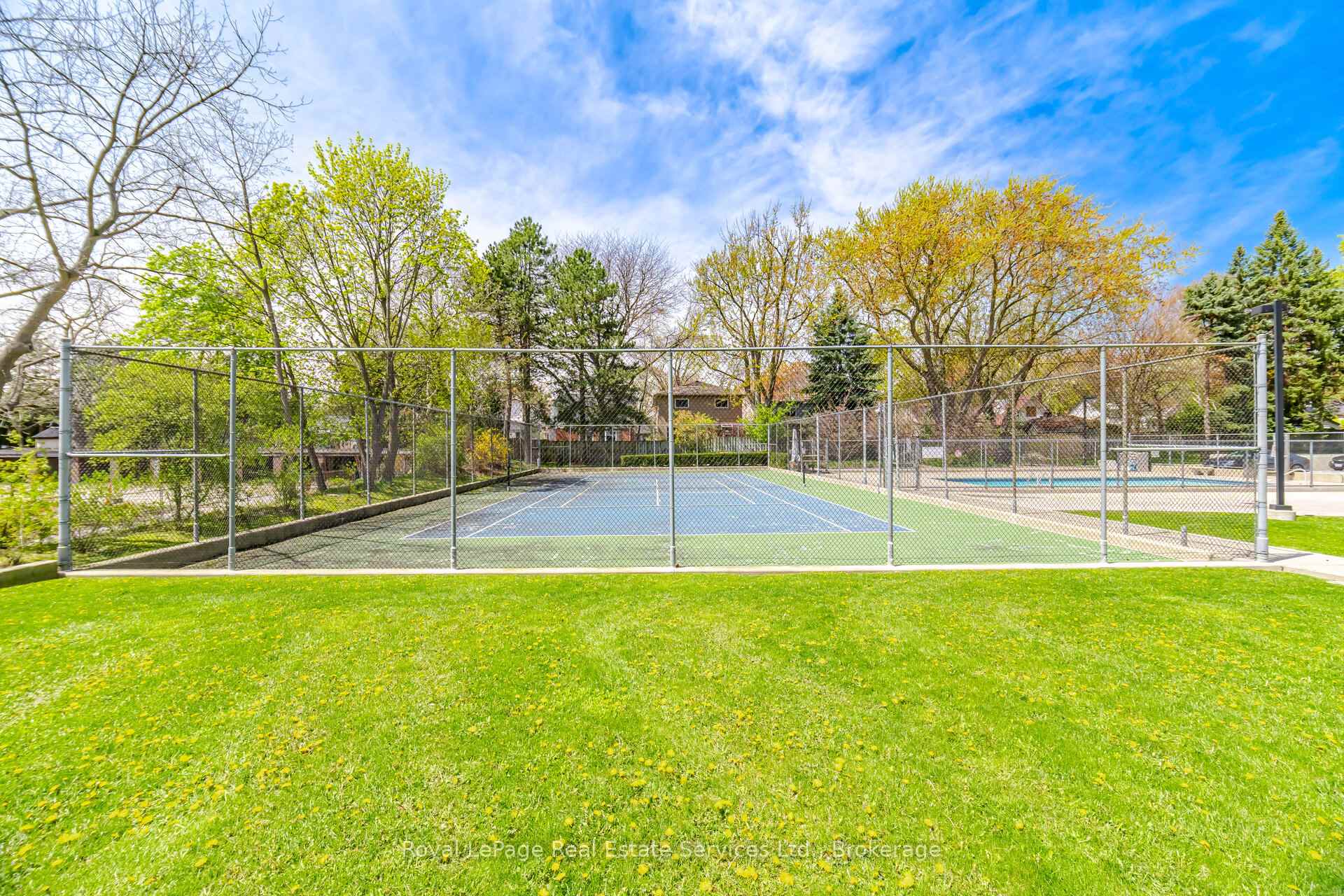 1201 North Shore Boulevard E 1001