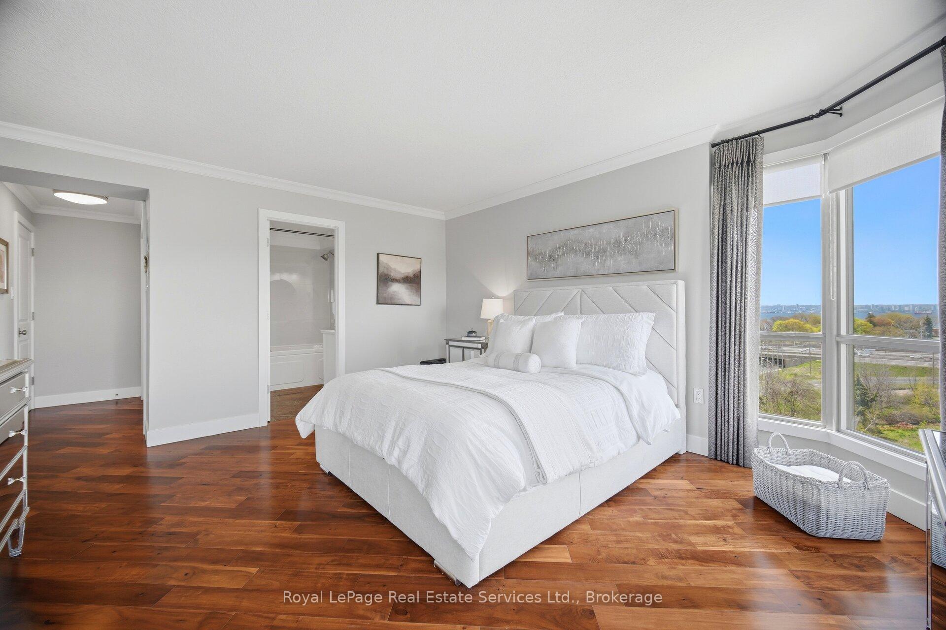 1201 North Shore Boulevard E 1001