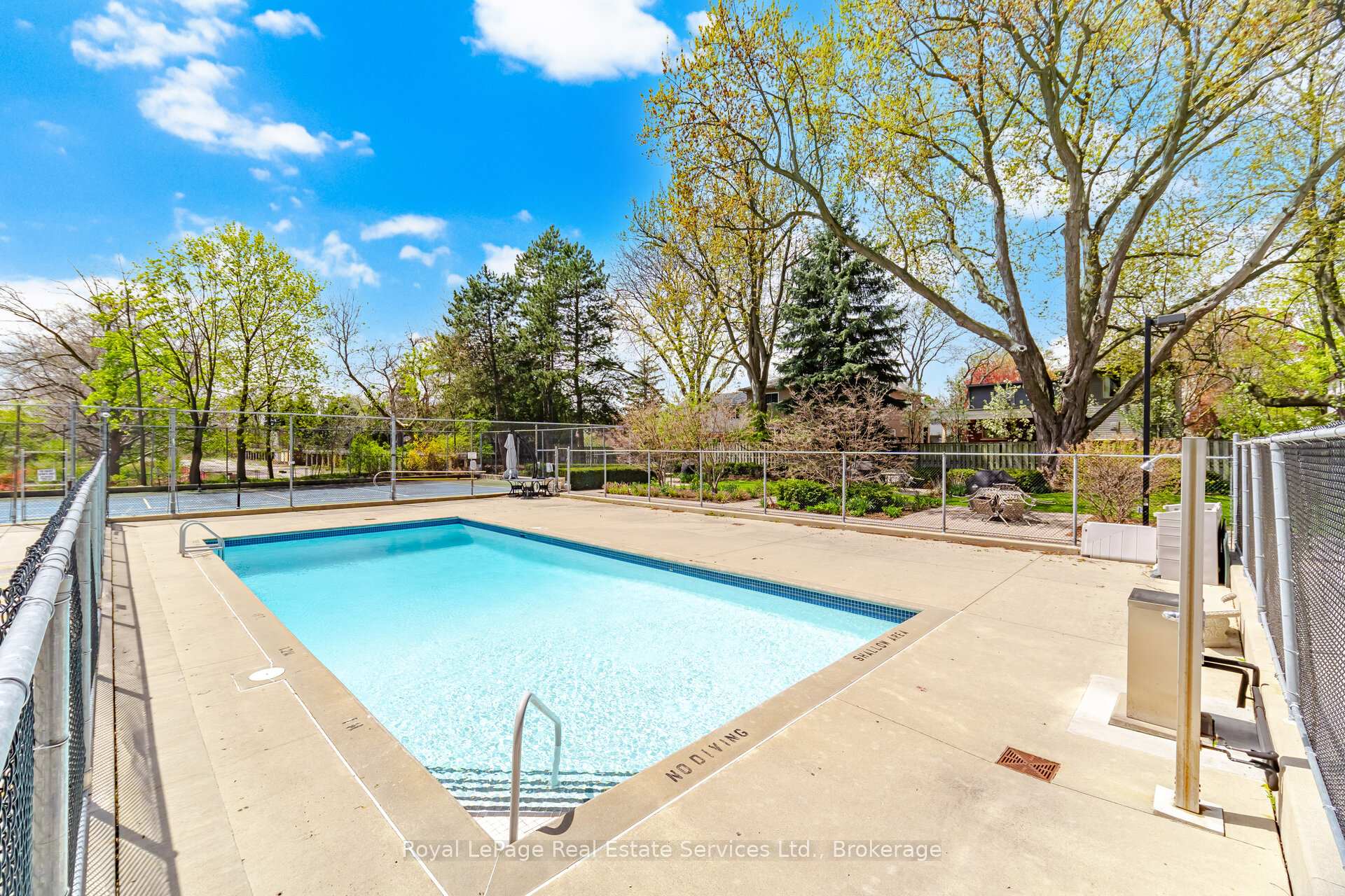 1201 North Shore Boulevard E 1001