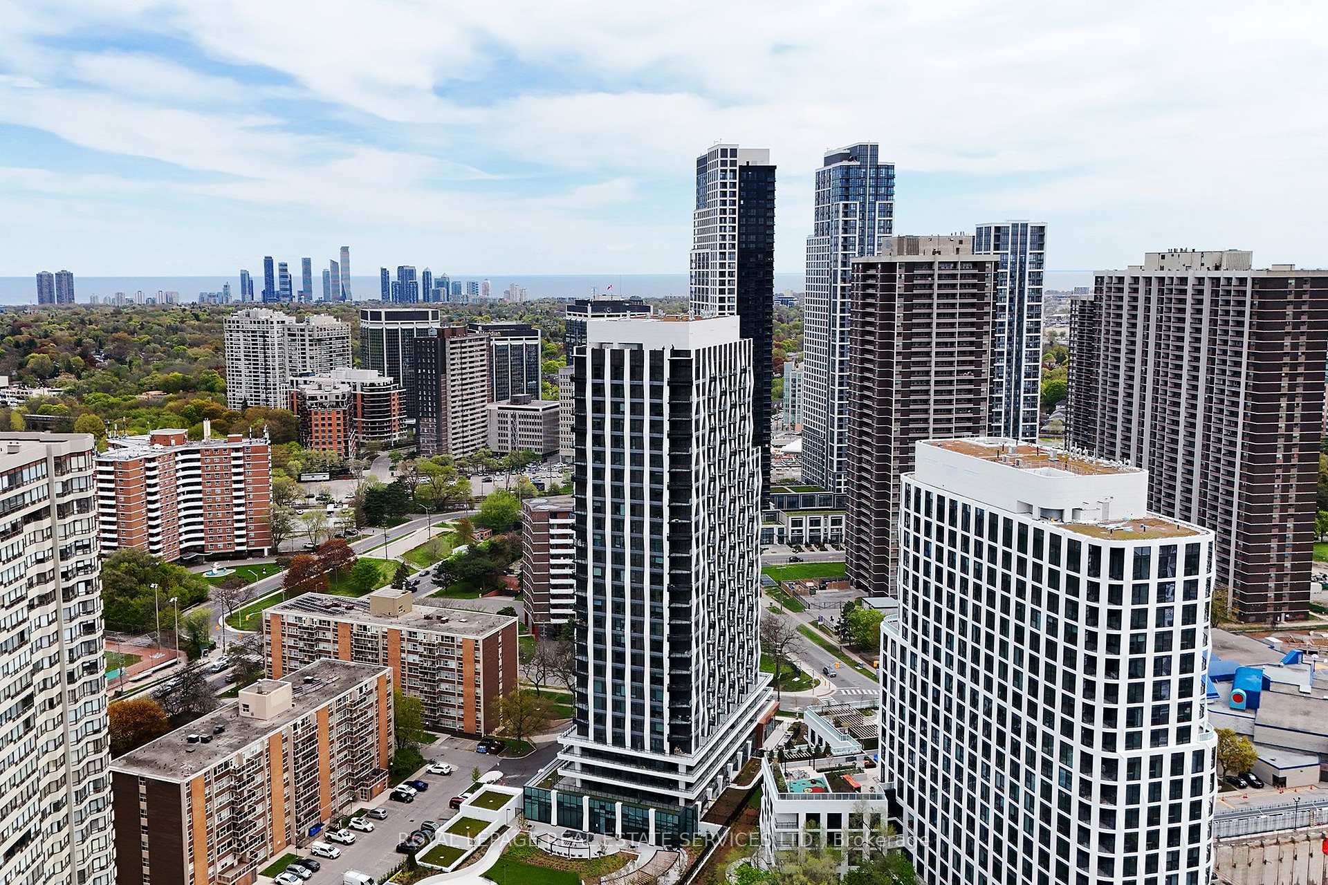 60 Central Park Road Way 1207