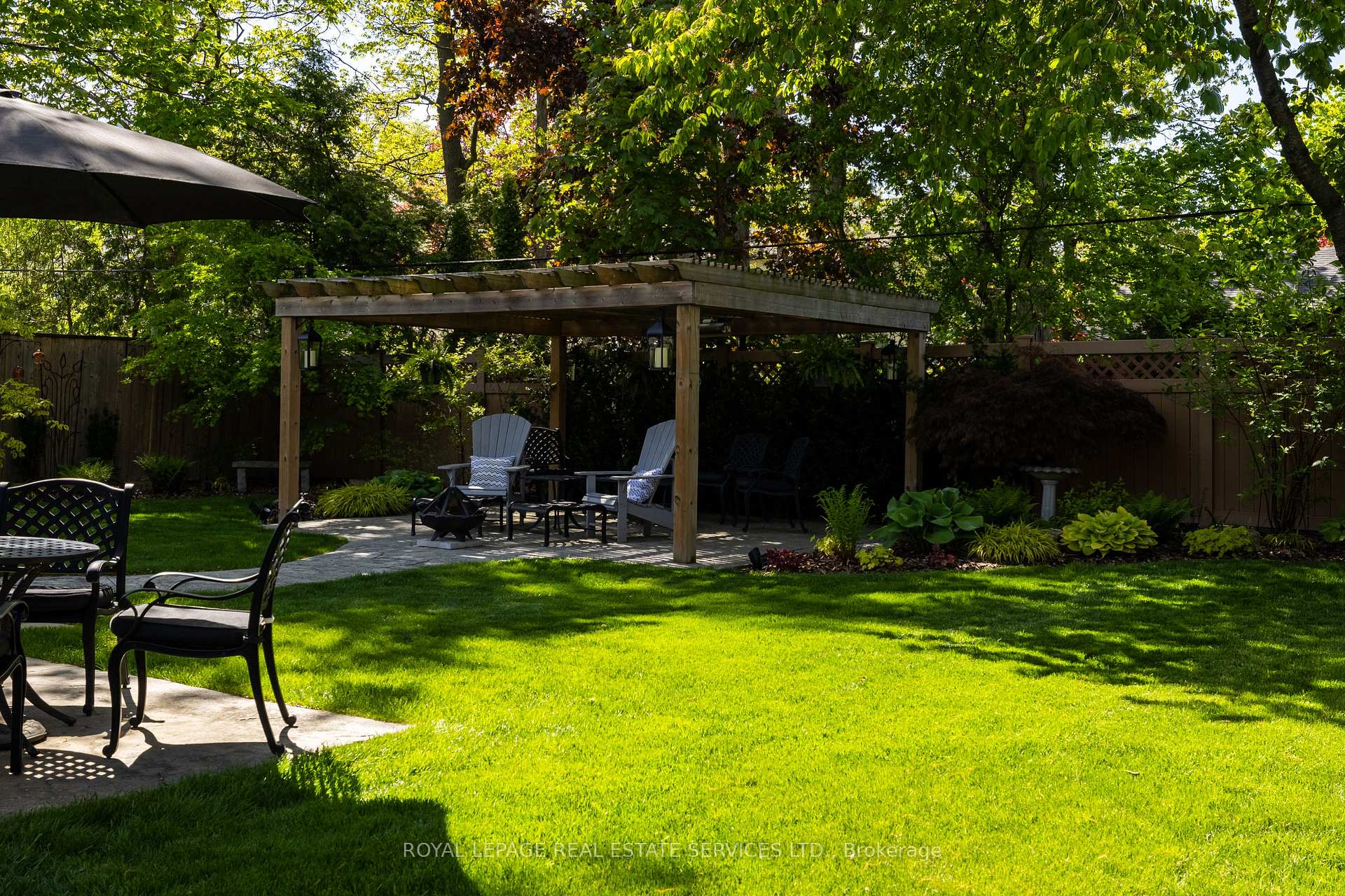 23 Glenmanor Drive