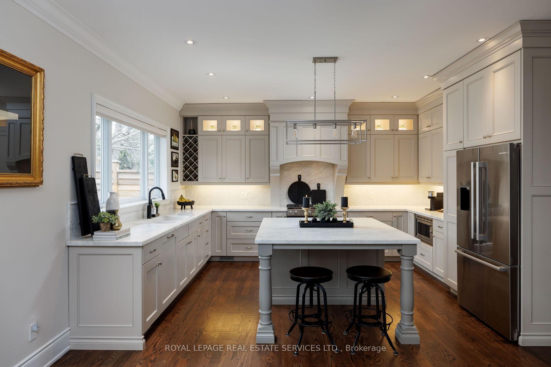 23 Glenmanor Drive