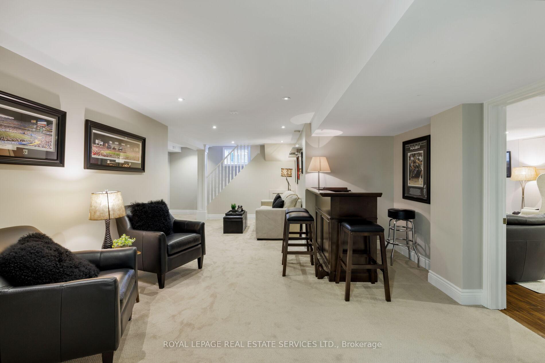23 Glenmanor Drive