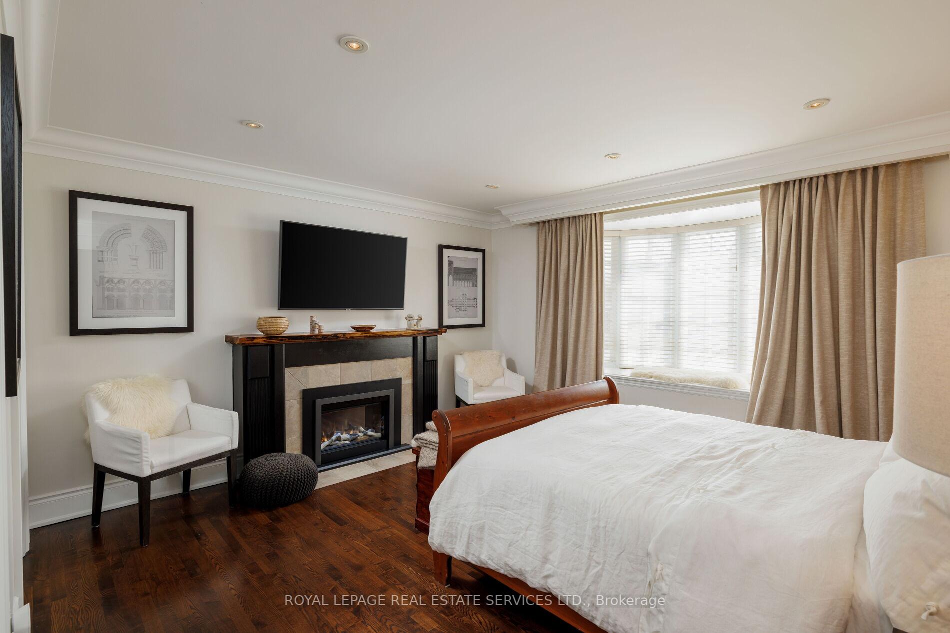 23 Glenmanor Drive