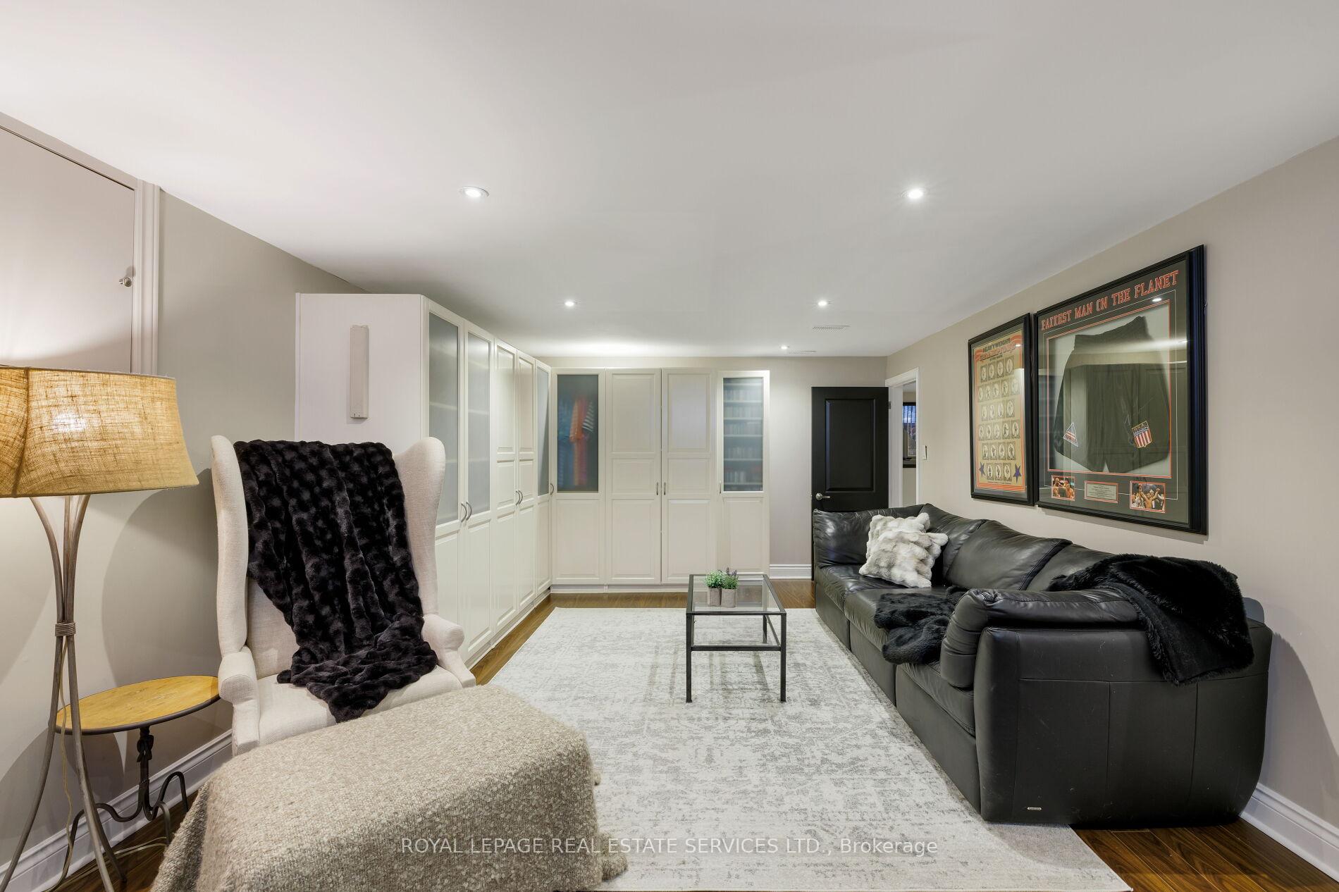 23 Glenmanor Drive