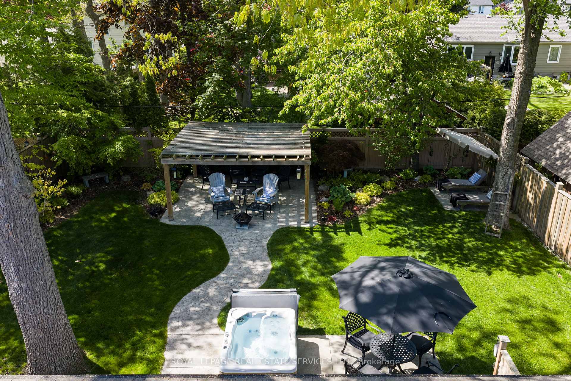 23 Glenmanor Drive