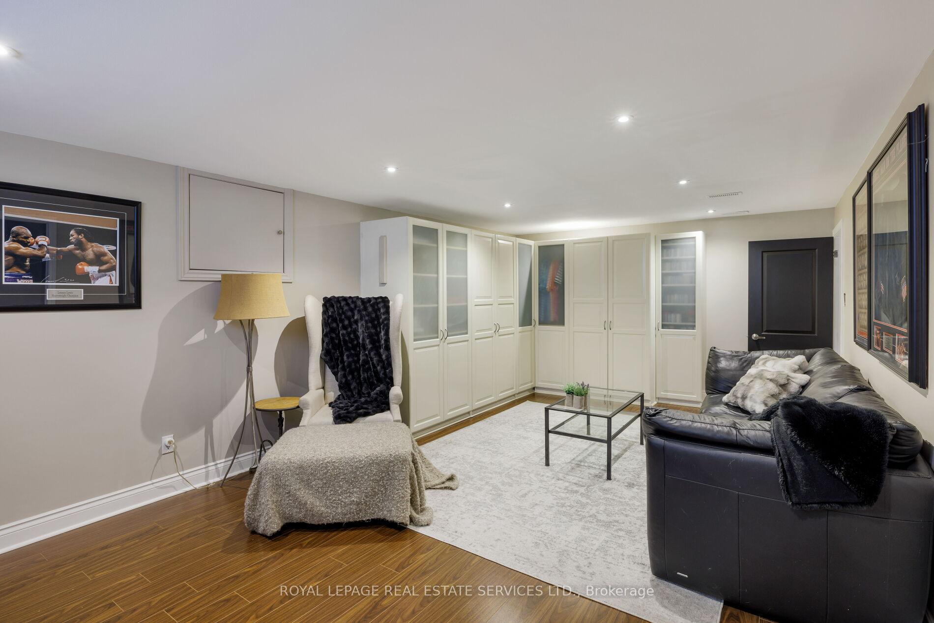 23 Glenmanor Drive