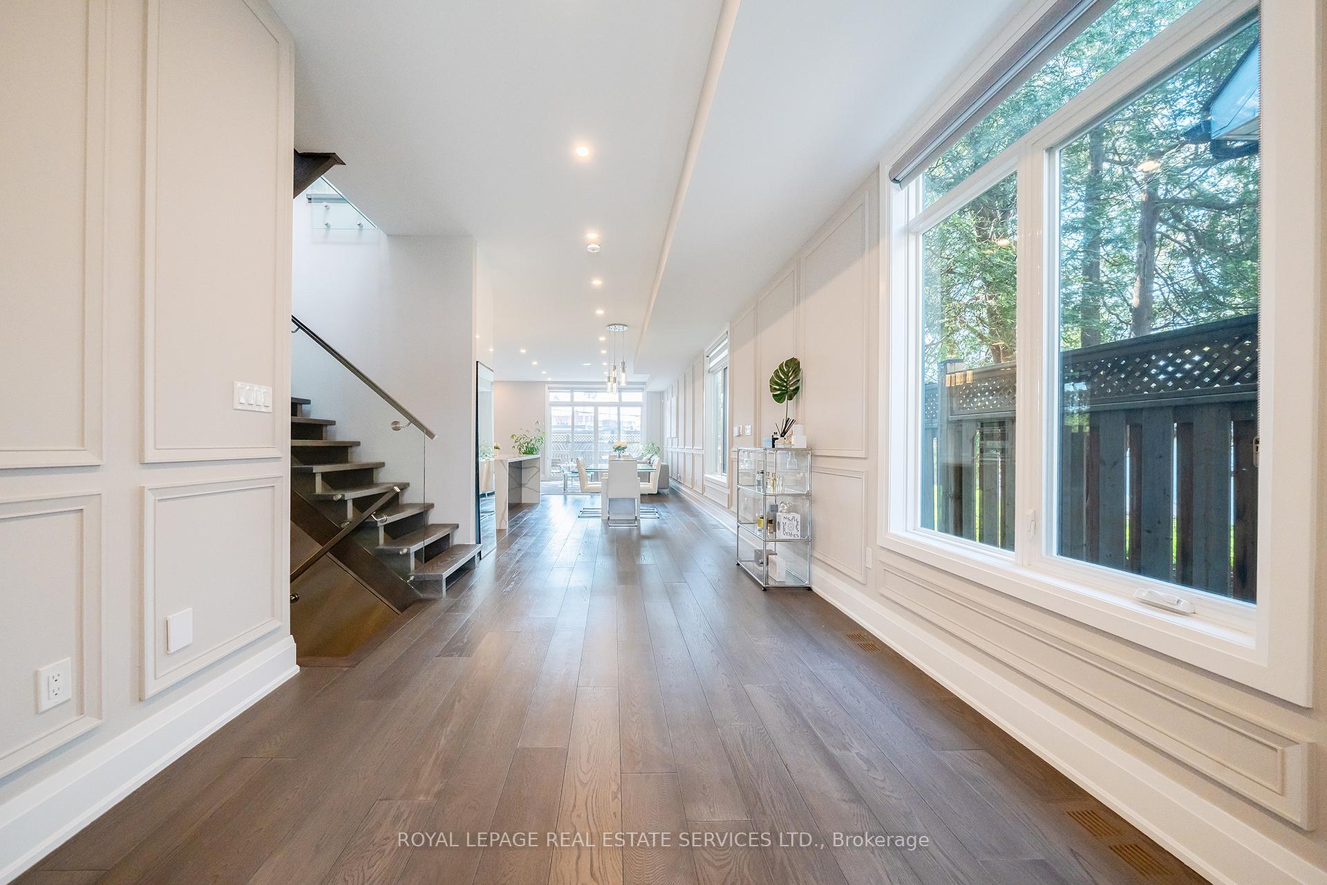 25A Tecumseth Avenue