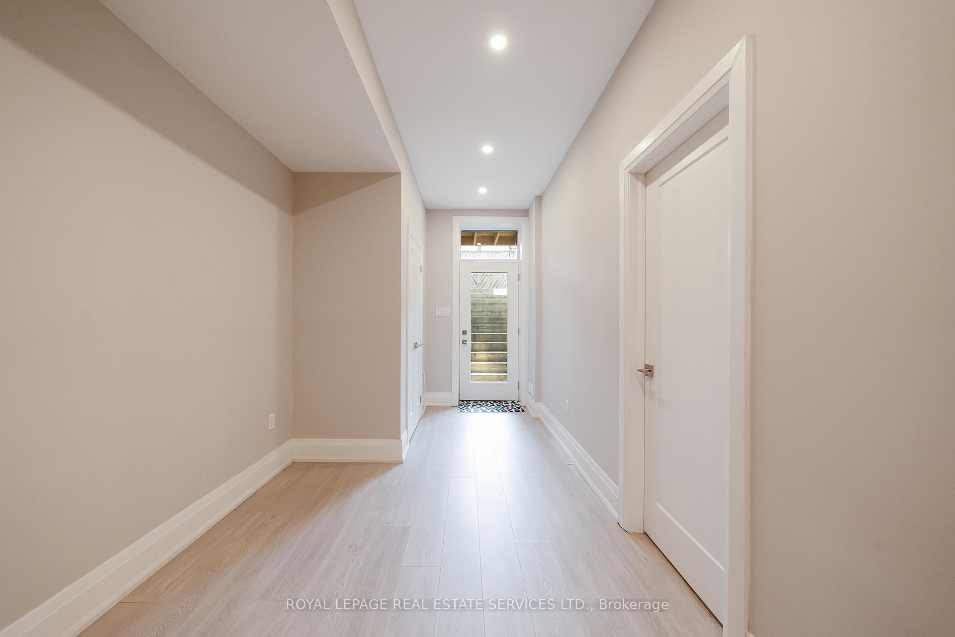 25A Tecumseth Avenue
