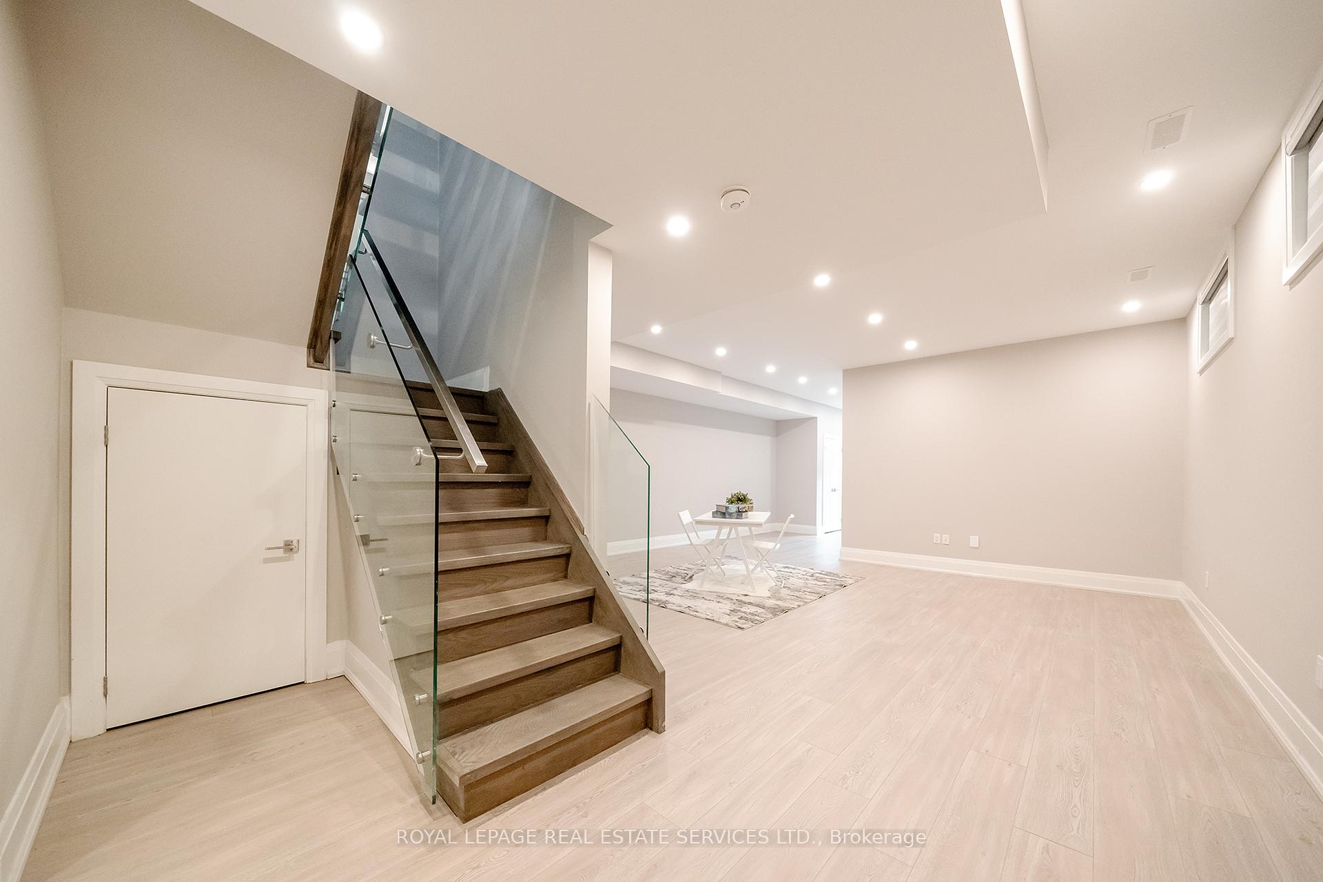 25A Tecumseth Avenue