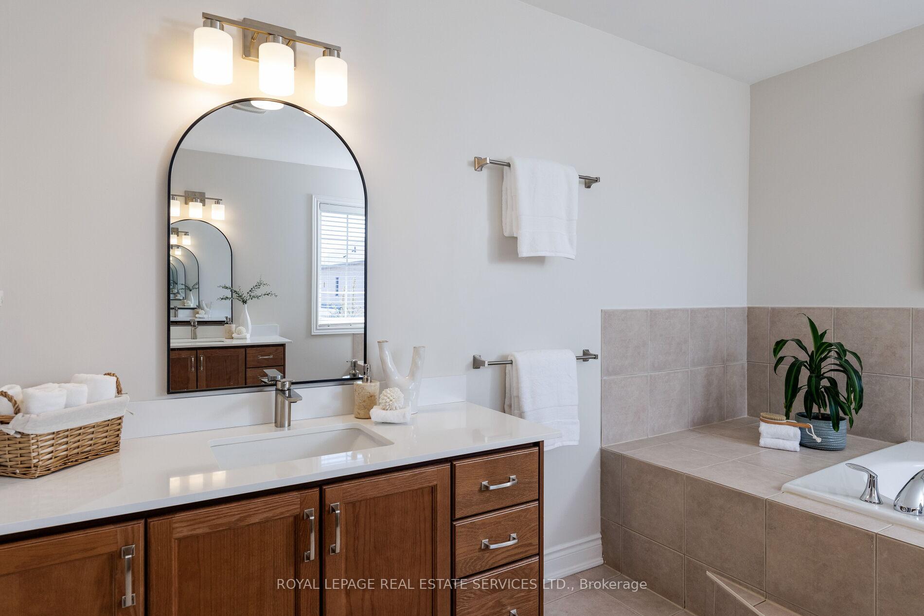 147 Innville Crescent