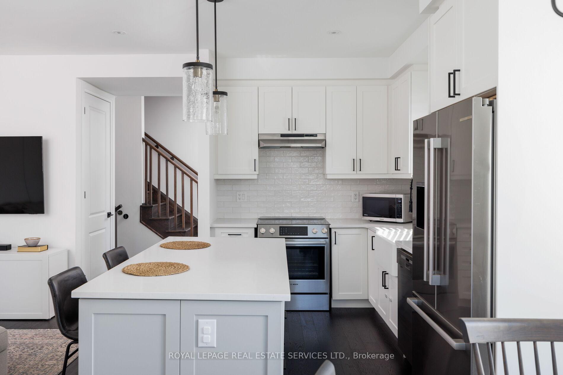 1317 Leriche Way 86