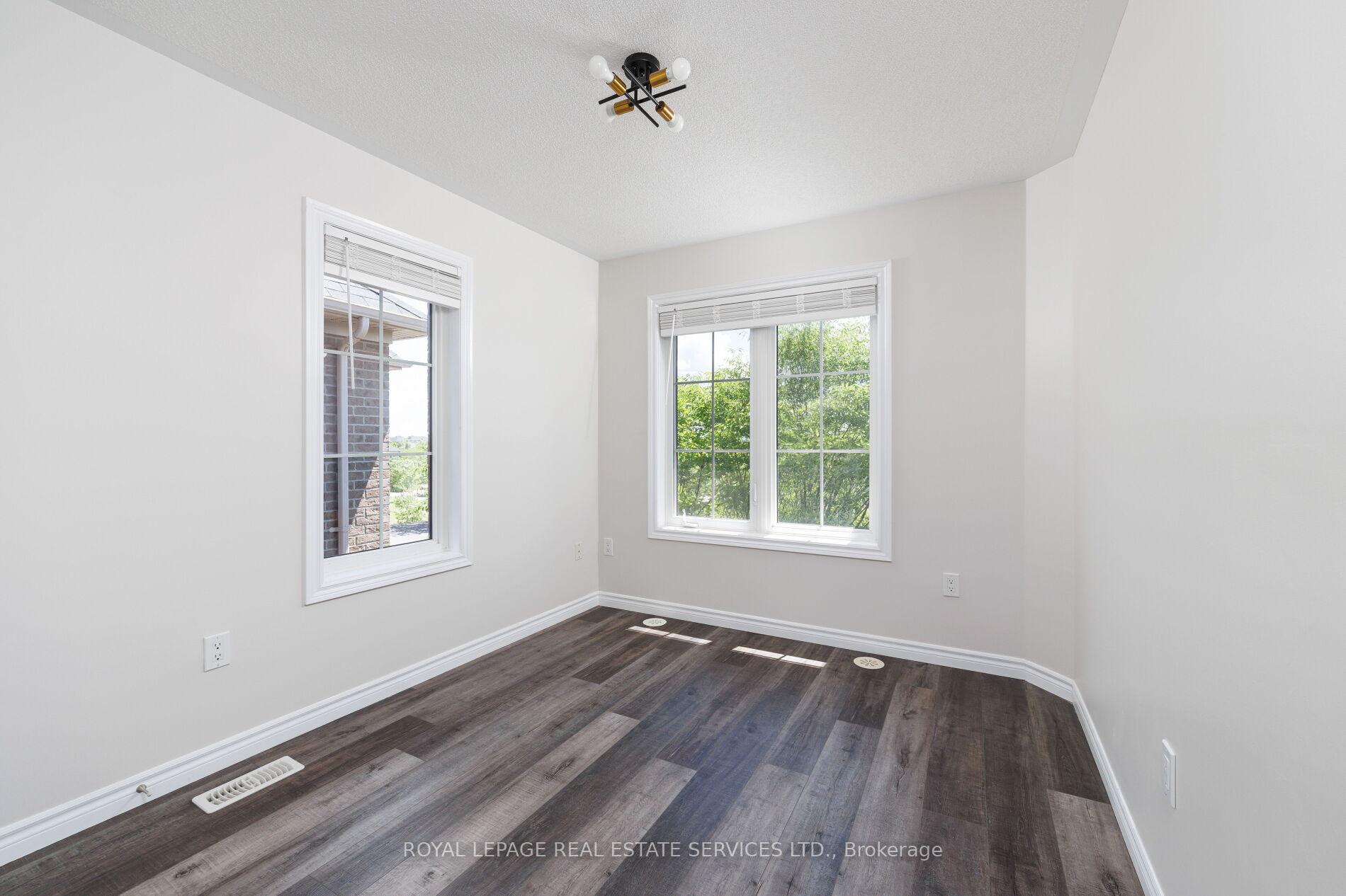 2425 Greenwich Drive