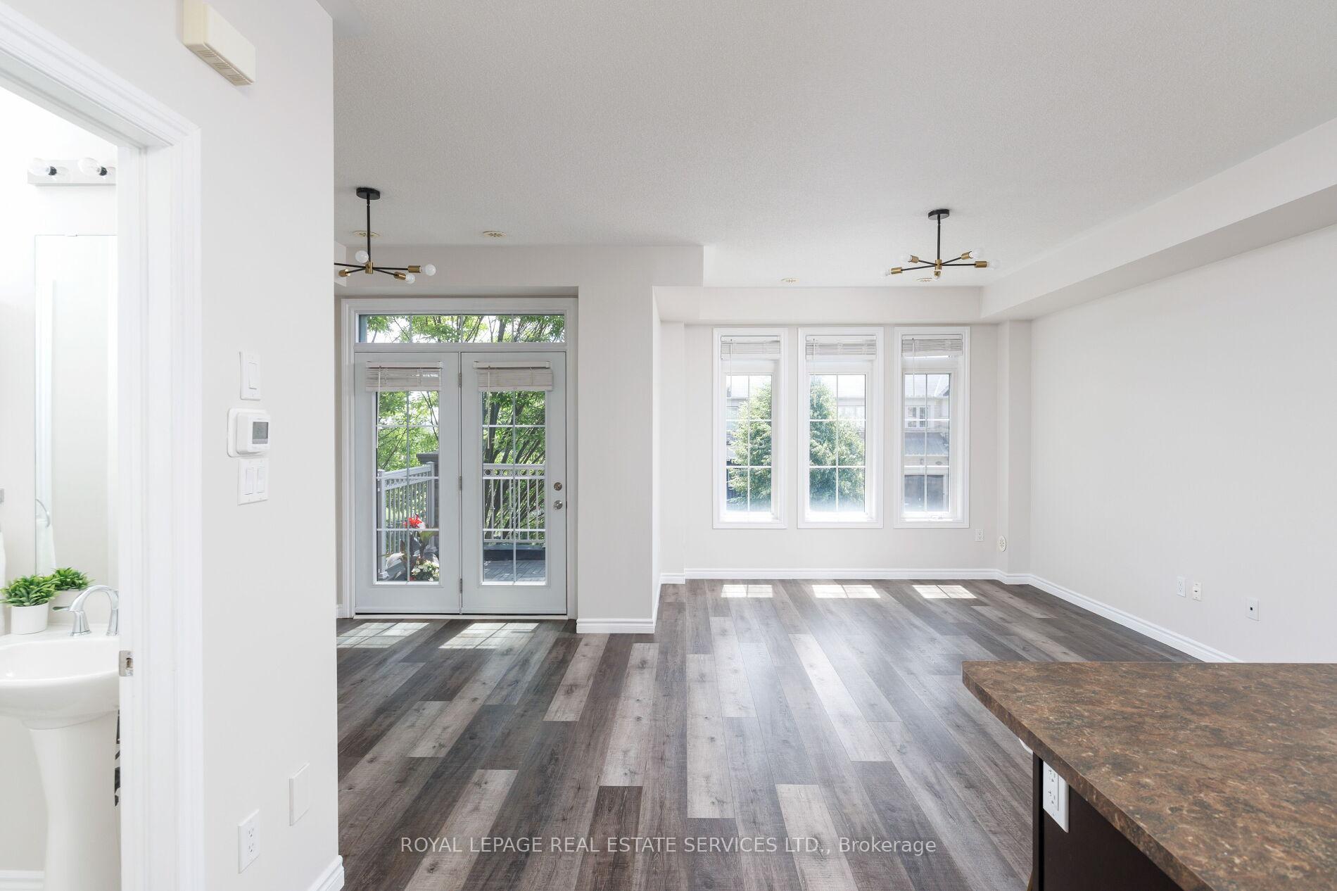 2425 Greenwich Drive