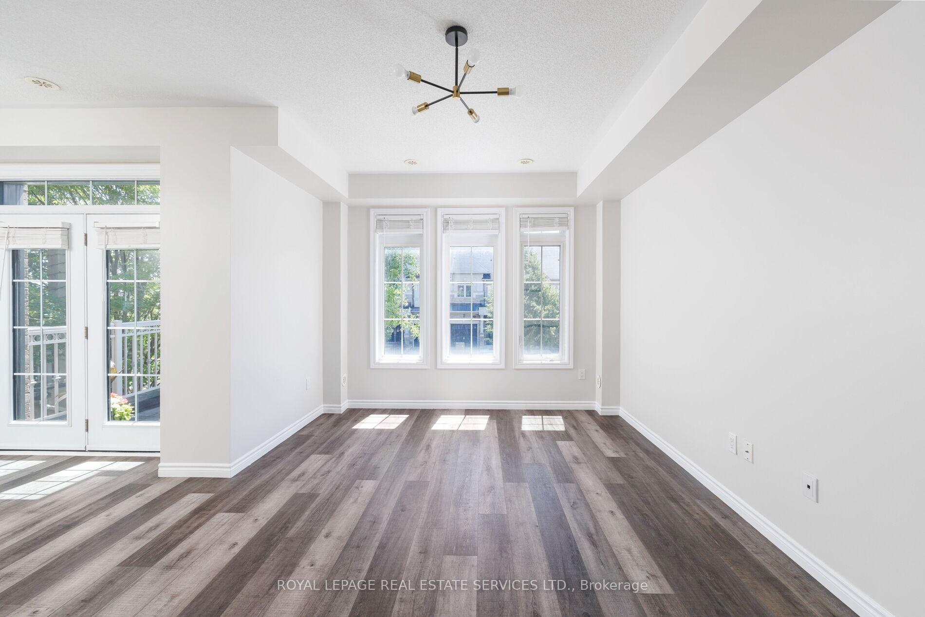 2425 Greenwich Drive