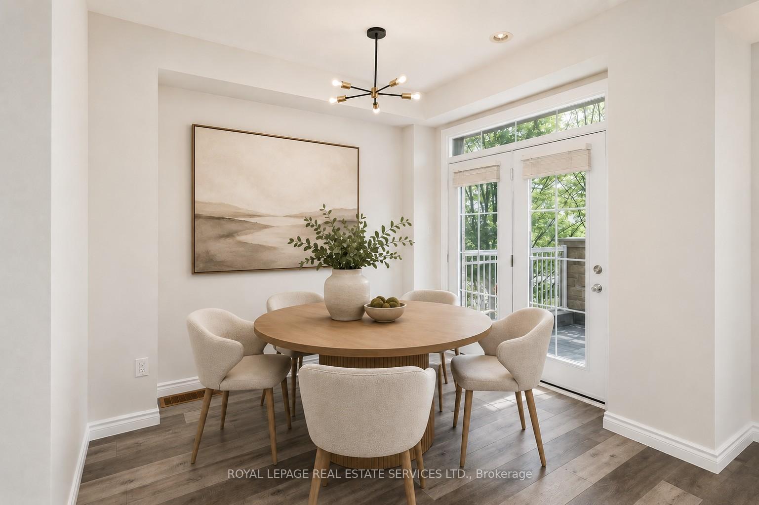 2425 Greenwich Drive