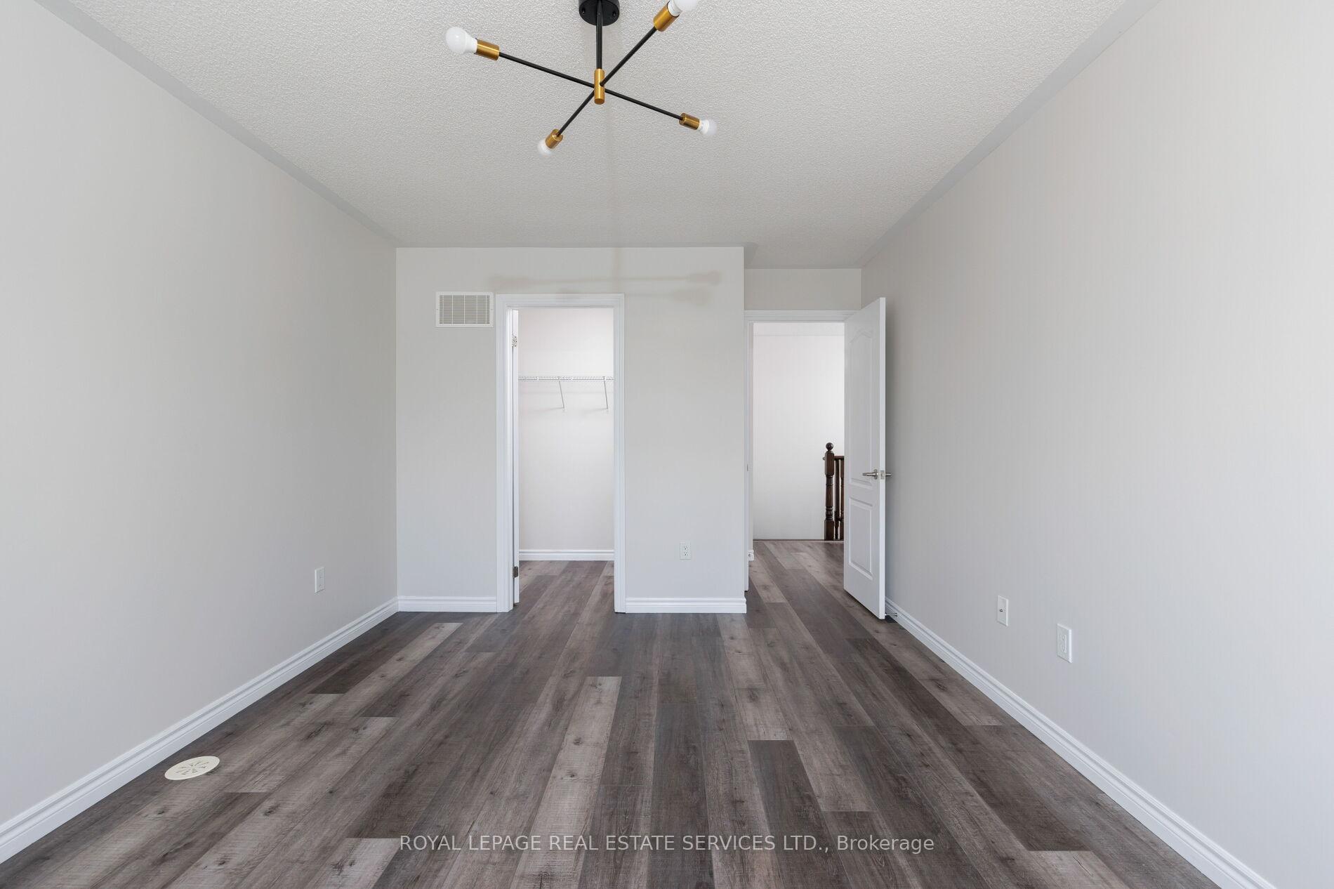 2425 Greenwich Drive
