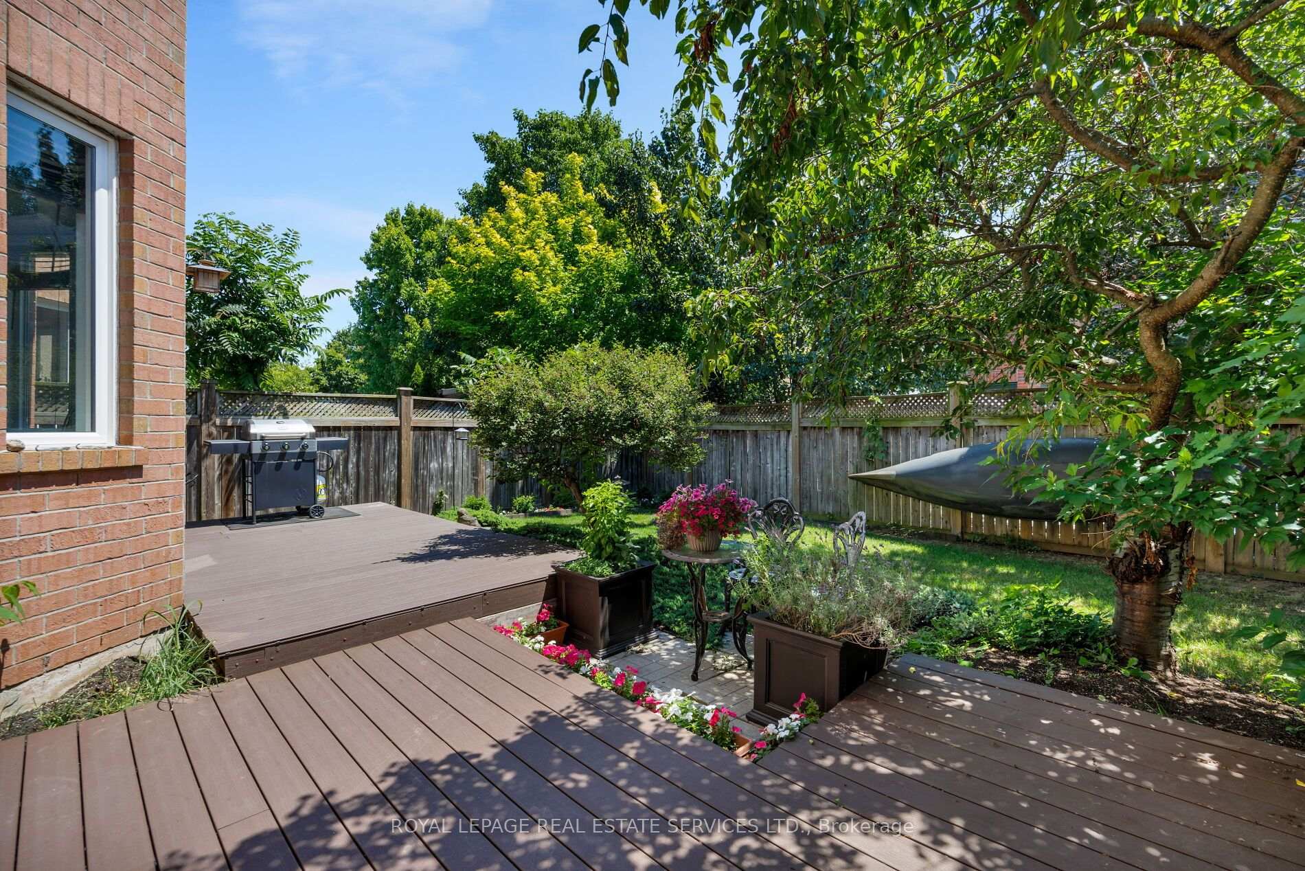 2190 Kingsridge Drive